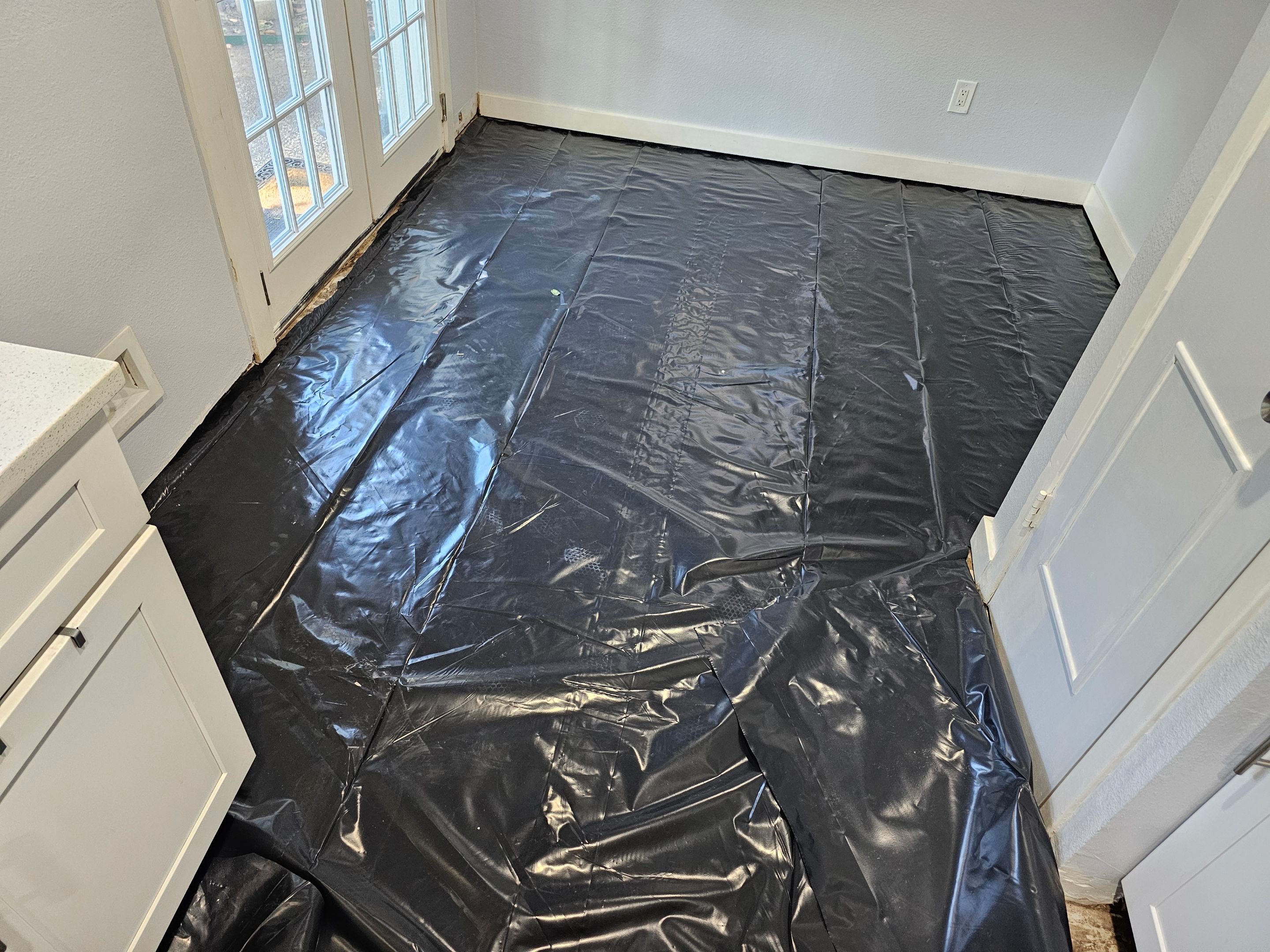 Laminate floor & fence by EL-GC LLC 