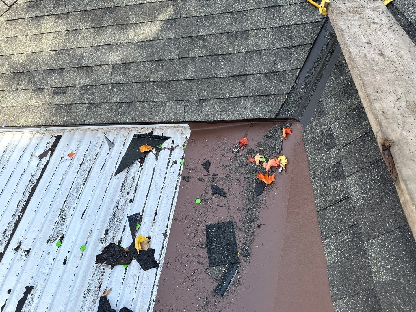 Residential Roofing Installation using Asphalt GAF HDZ by Artisan Roofing & Home Improvements Inc.