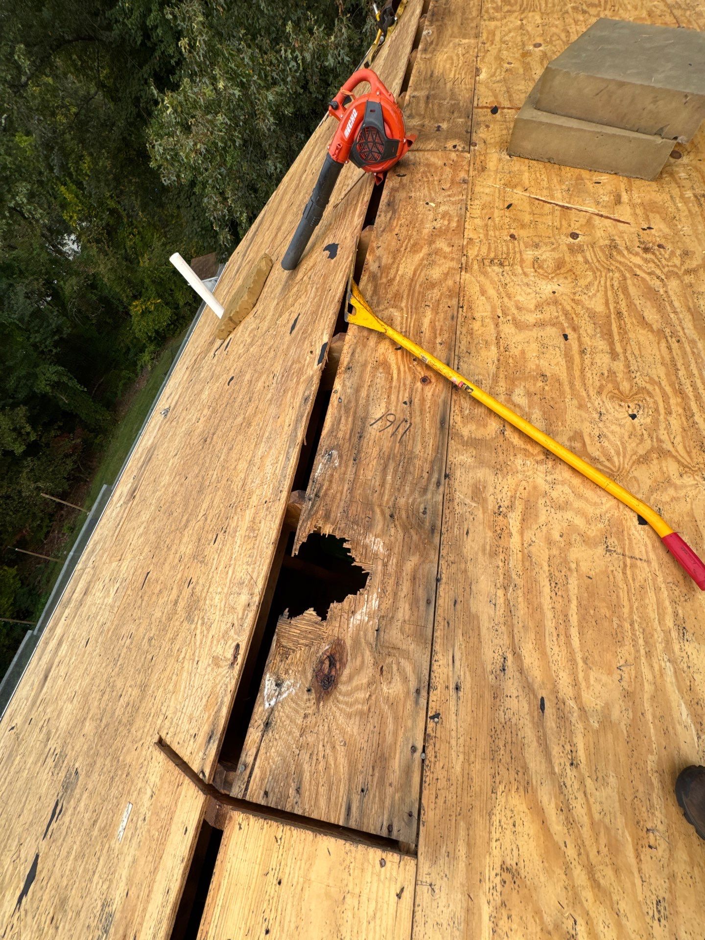 Weathered Wood Shingles by Reimagine Roofing