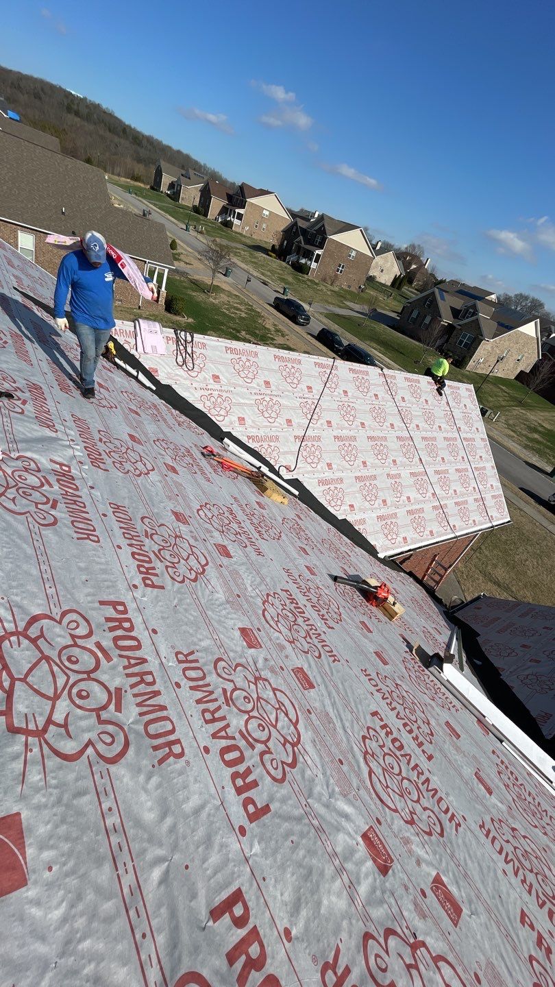 Residential Roofing Installation using Owens Corning Roofing System by Undersun Roofing 