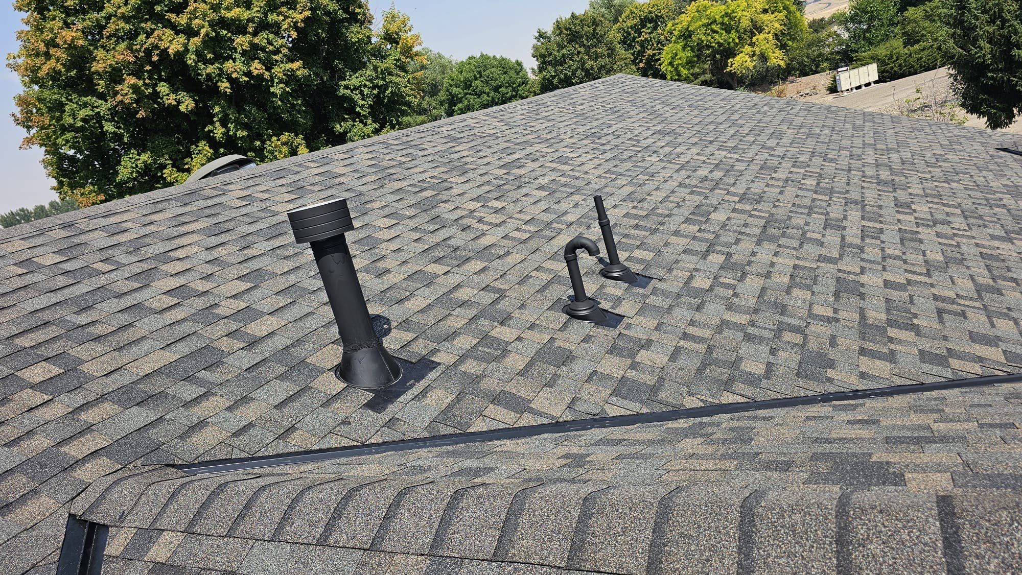 Residential Roof Replacement with Architectural Shingles in Payette, Idaho by Olive Roofing