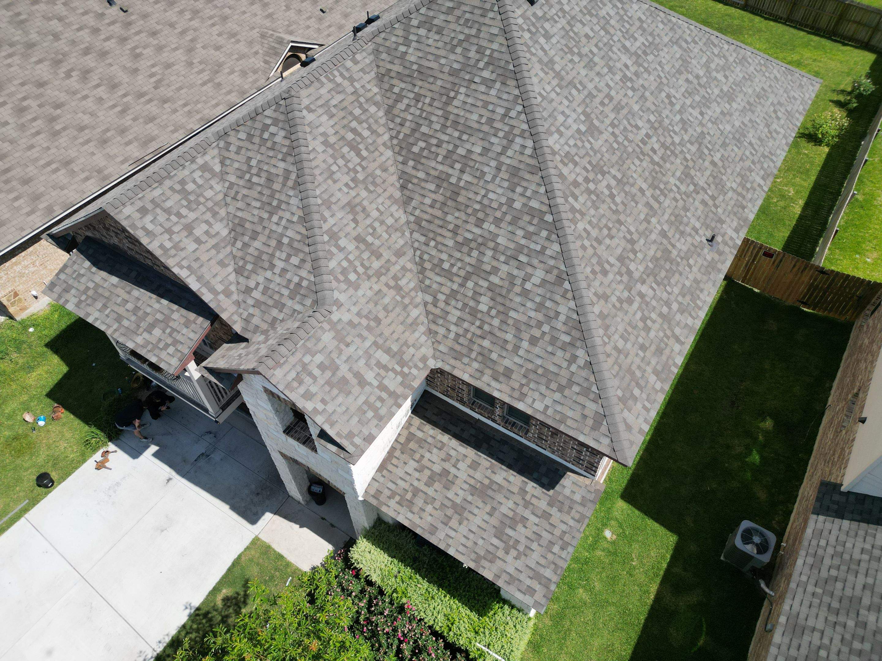 New Driftwood - Owens Corning TruDefinition Duration by RoofsOnly.com