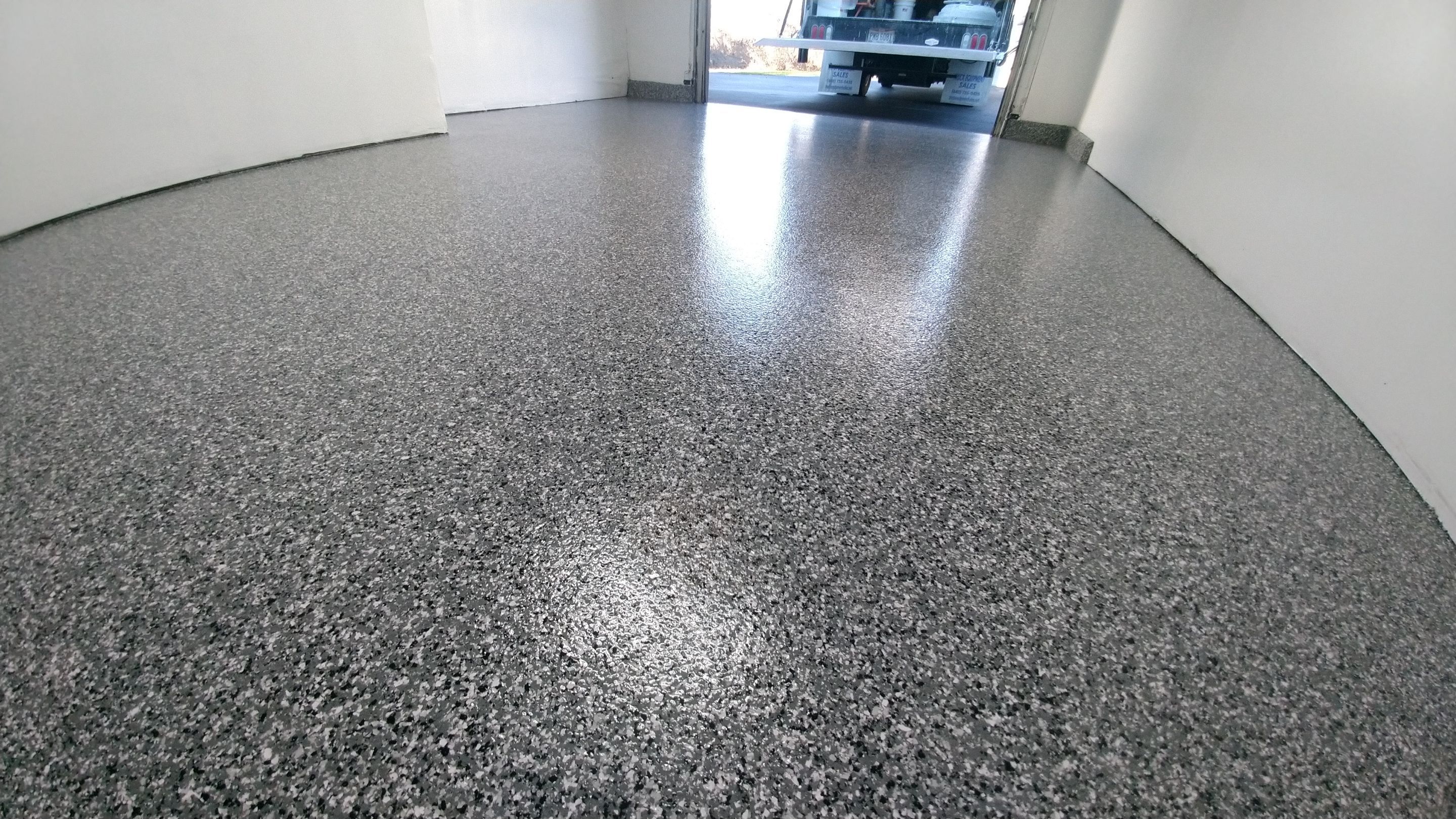 Single Car Garage in Smoke - Boardman, OH by Alexander Concrete Coatings