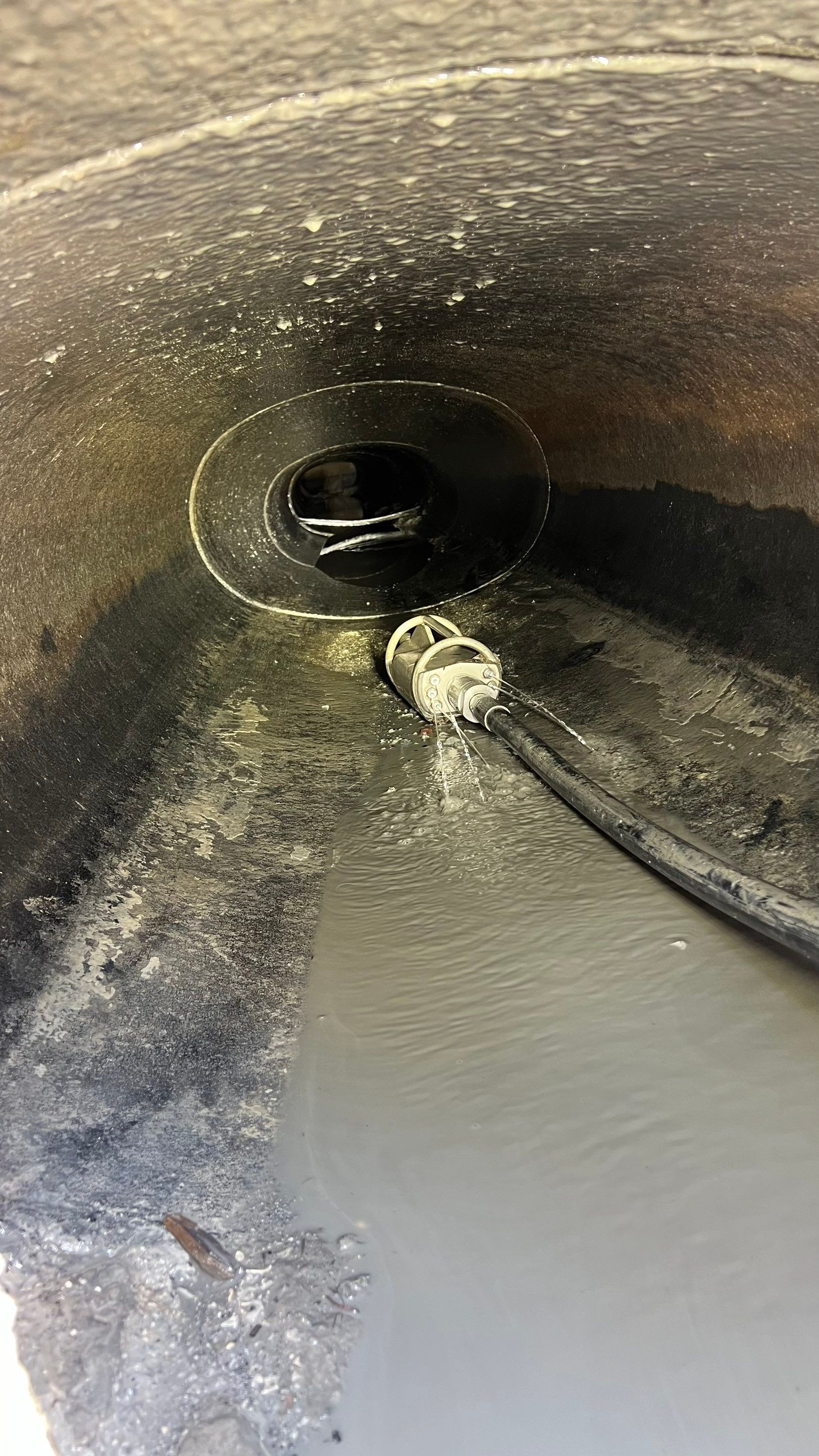 Condo Parking Garage Cleanup and Stormwater System Maintenance by APS Power & Water