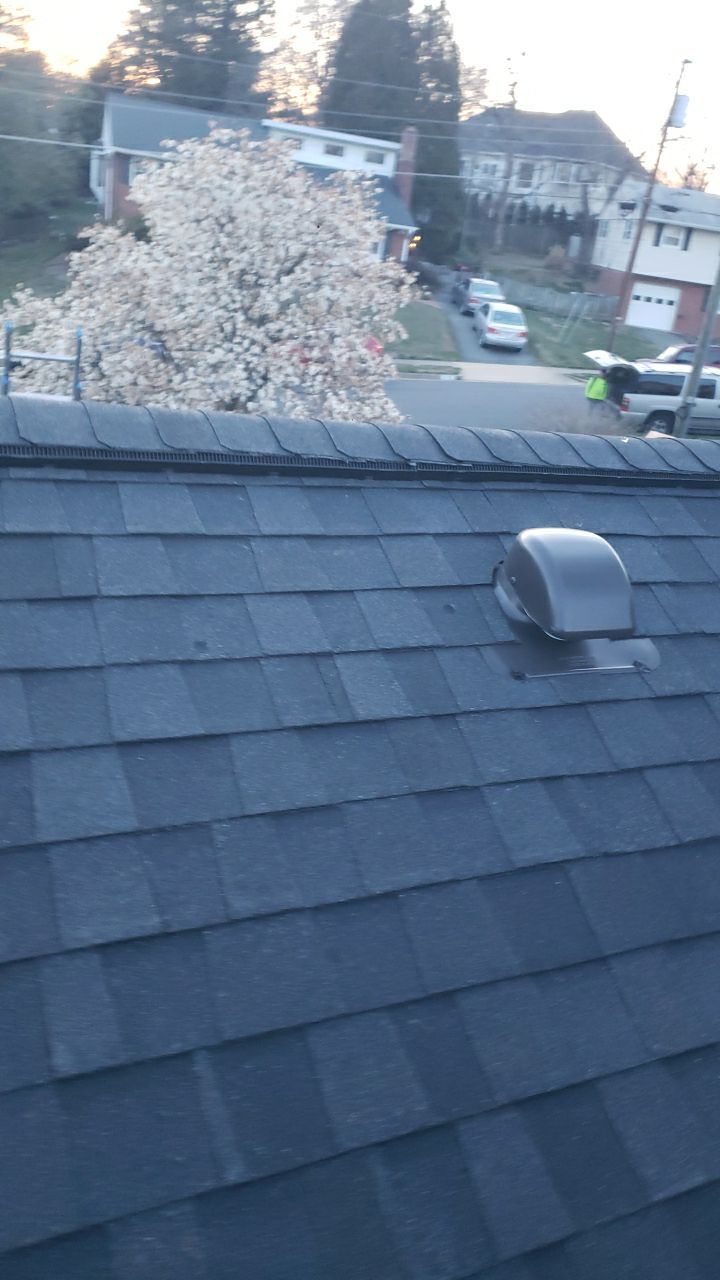 McLean: CertainTeed Landmark Designer Shingles in Charcoal Black by RM Banning, Inc.