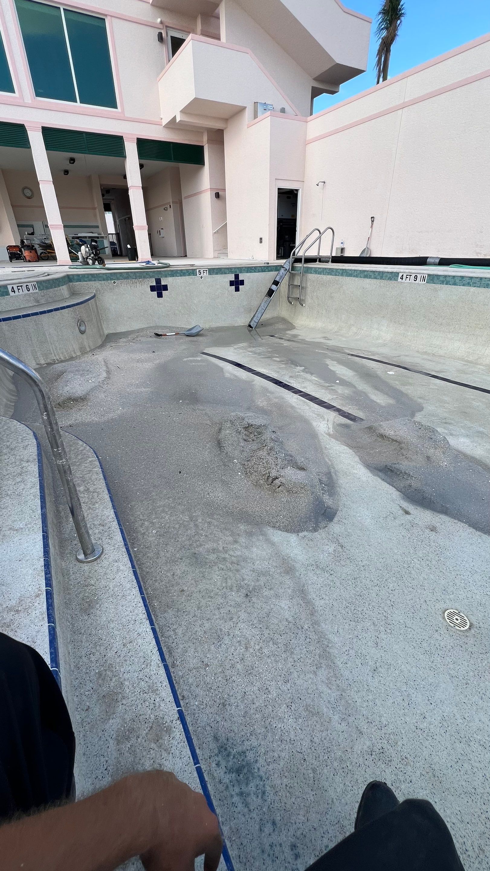 Beachside Community Club Pool Cleanout by APS Power & Water