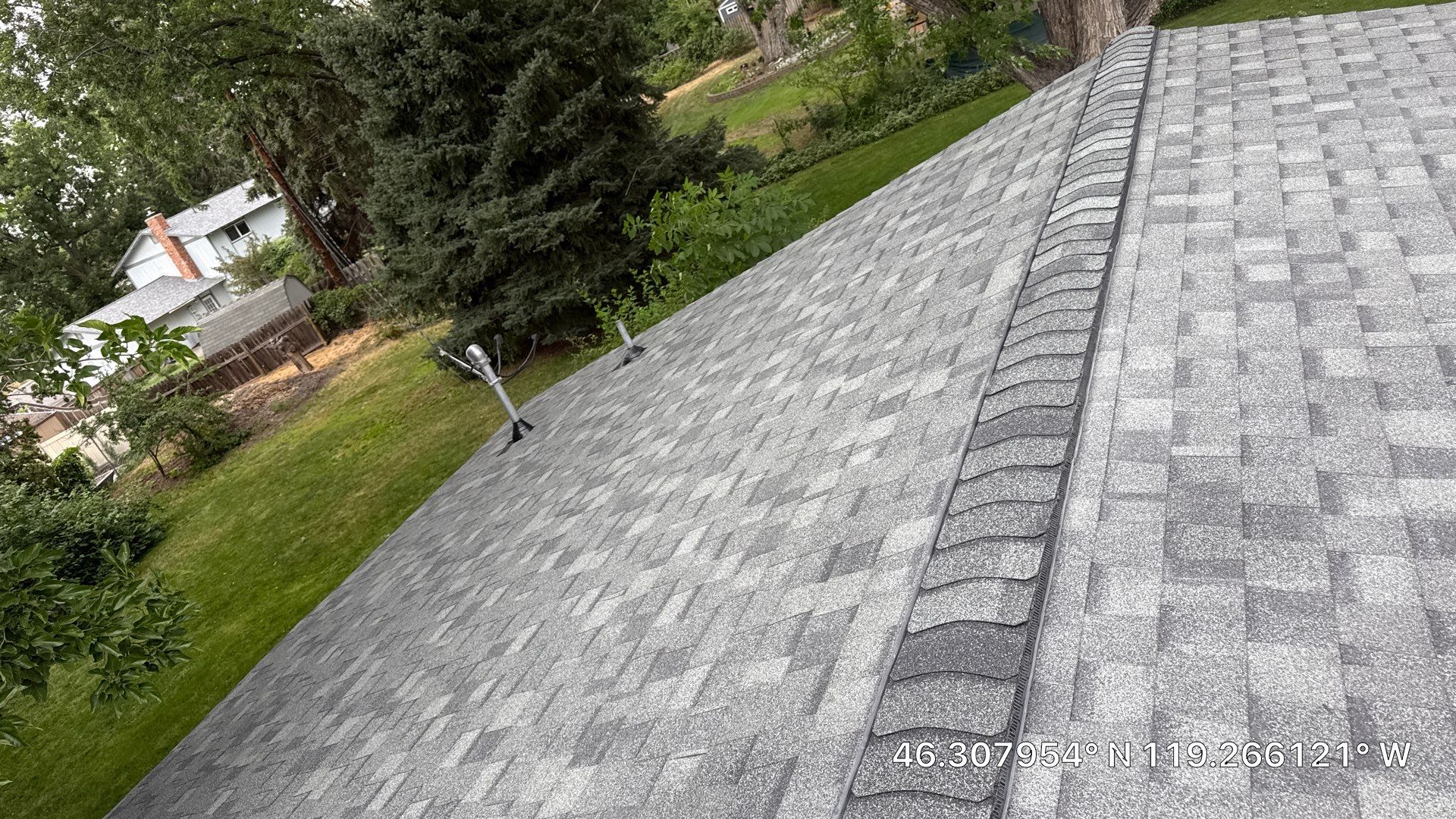 Richland Residential Roof Replacement Featuring Architectural Asphalt Shingles Harris Ave Richland, WA 99354 The Denali System - Certainteed Landmark® Shingle - Granite Gray by Alpine Roofing