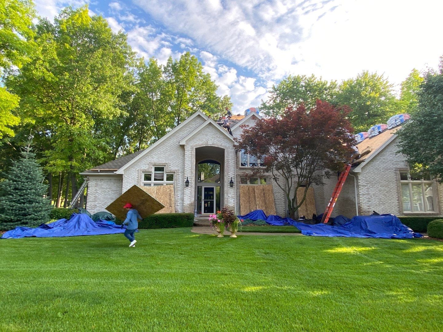 Roof Replacement using CertainTeed Landmark by 180 Contractors