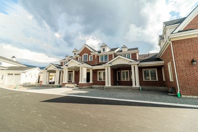 Briggs - Exterior