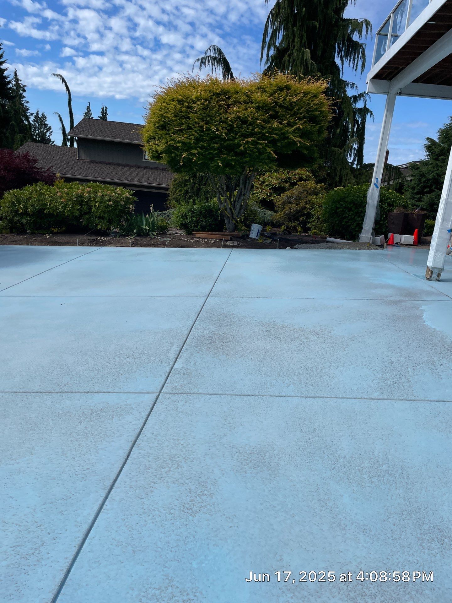 Concrete Driveway Repair | Edmonds  by Jireh Asphalt & Concrete Inc 