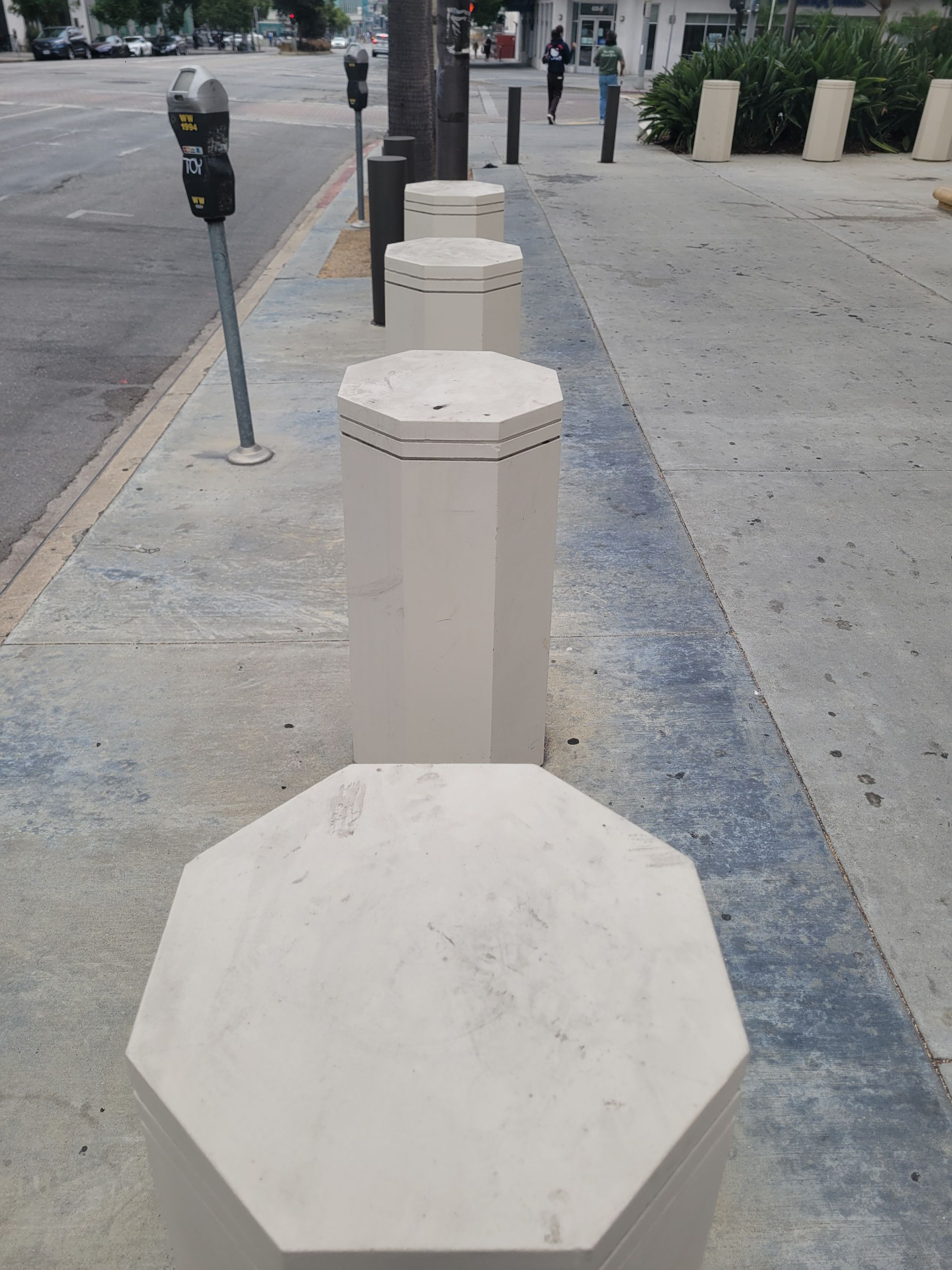 Rolling Suds of Hollywood-West Beverly Hills featured photo.