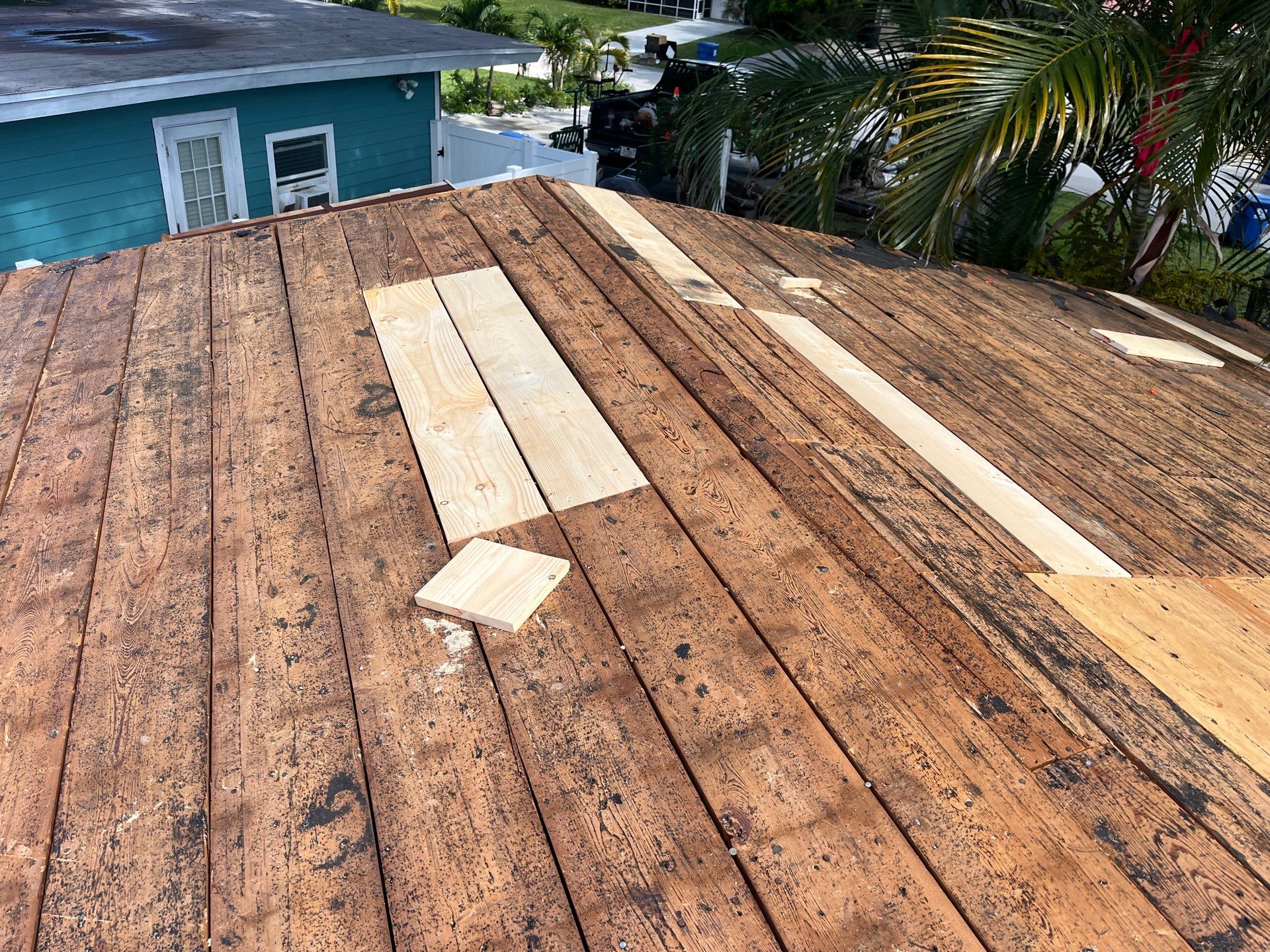 Project in St. Petersburg 33710 by Mitchell Roofing Company LLC 