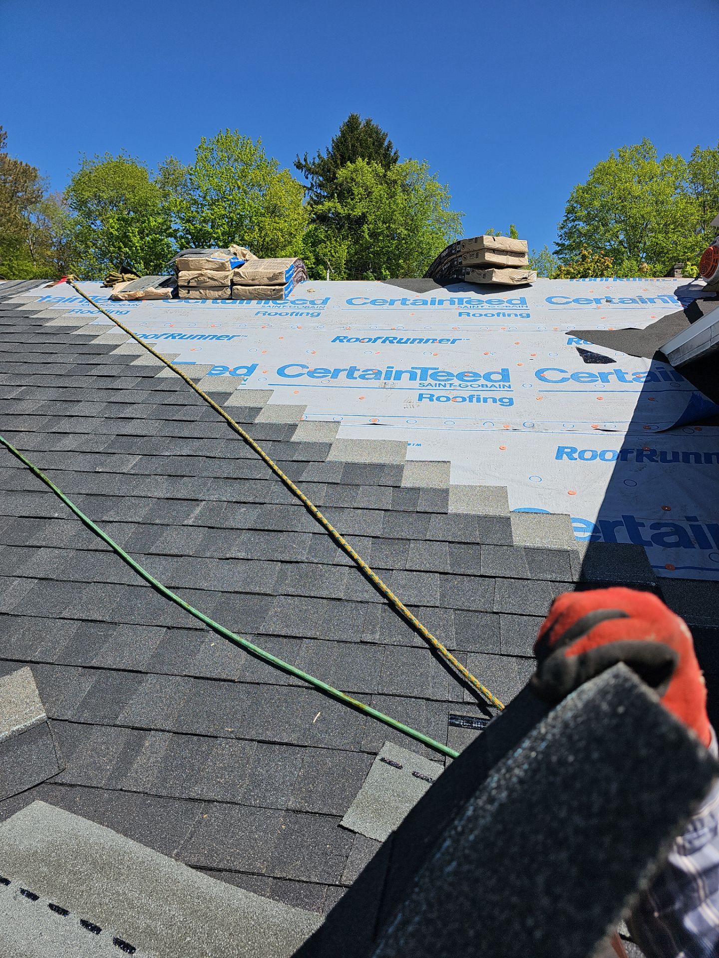 Roof Replacement Landmark PRO Charcoal Black by Winchester Roofing