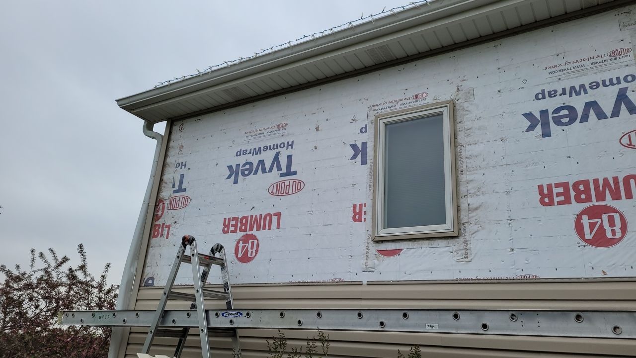 Residential Re-Roof using Landmark Shingles by White Castle Roofing