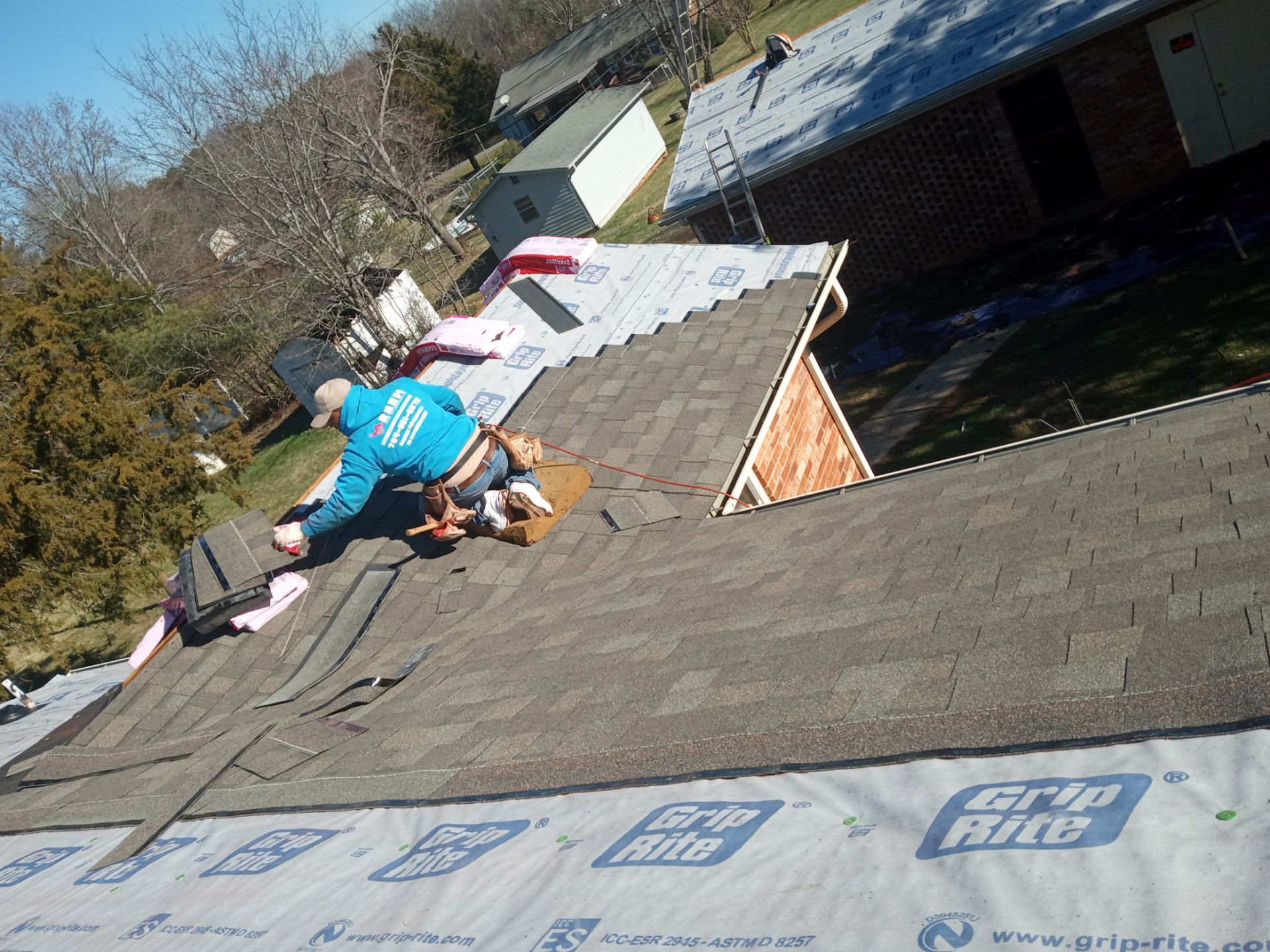 Morgan's Roof by BROCK BUILDERS 
