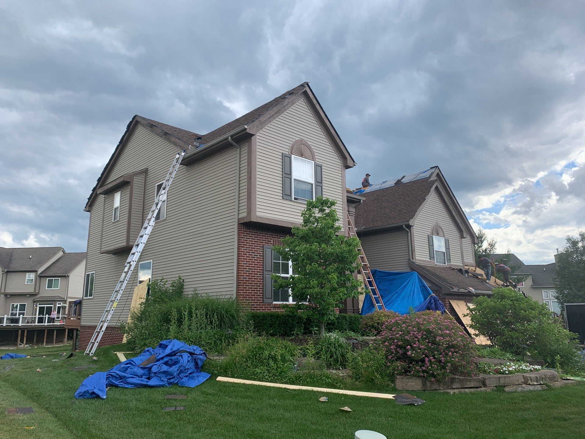 Roof Replacement using CertainTeed Landmark by 180 Contractors