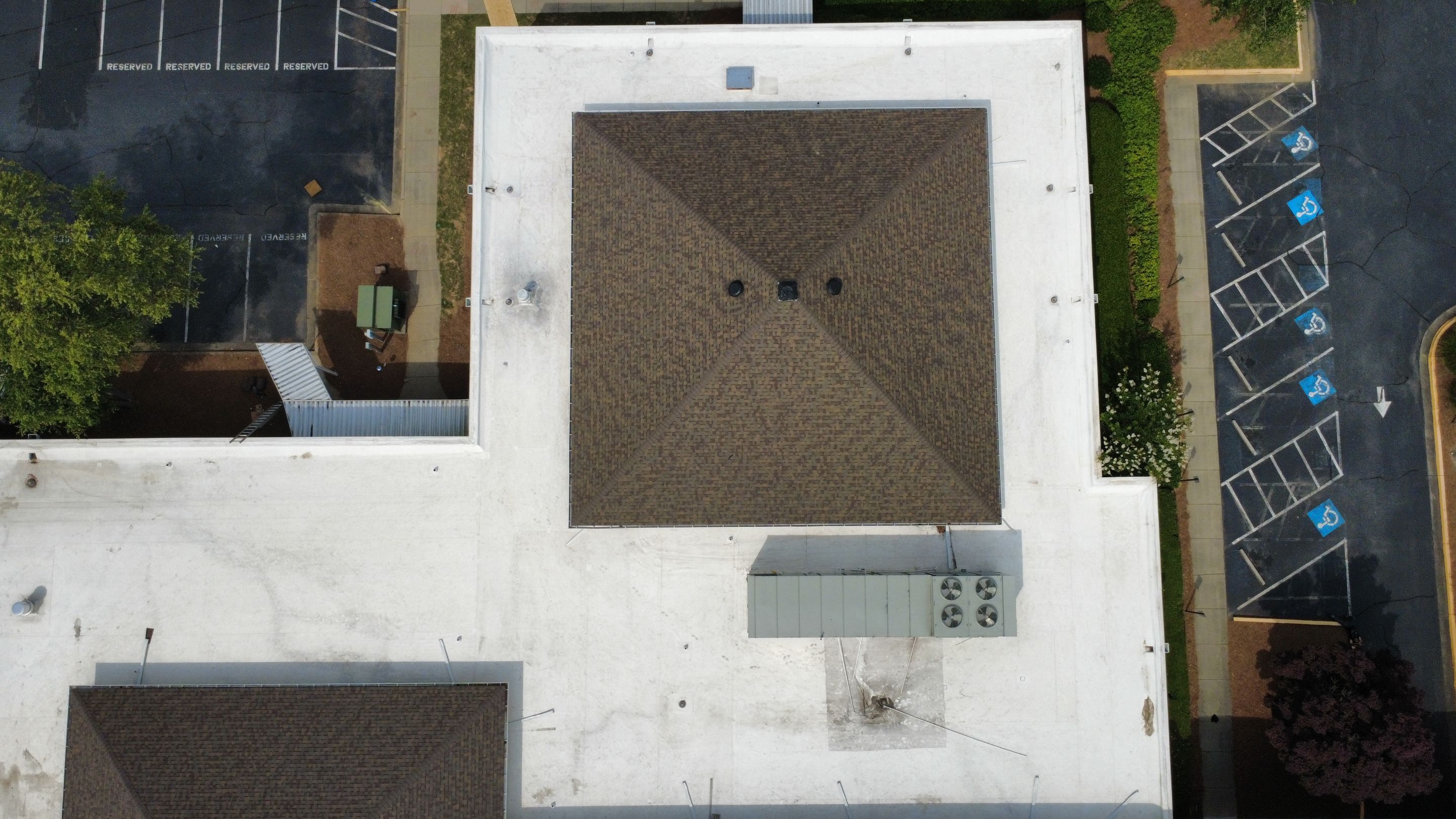 Towne Lake Medical by Arac Roof It Forward
