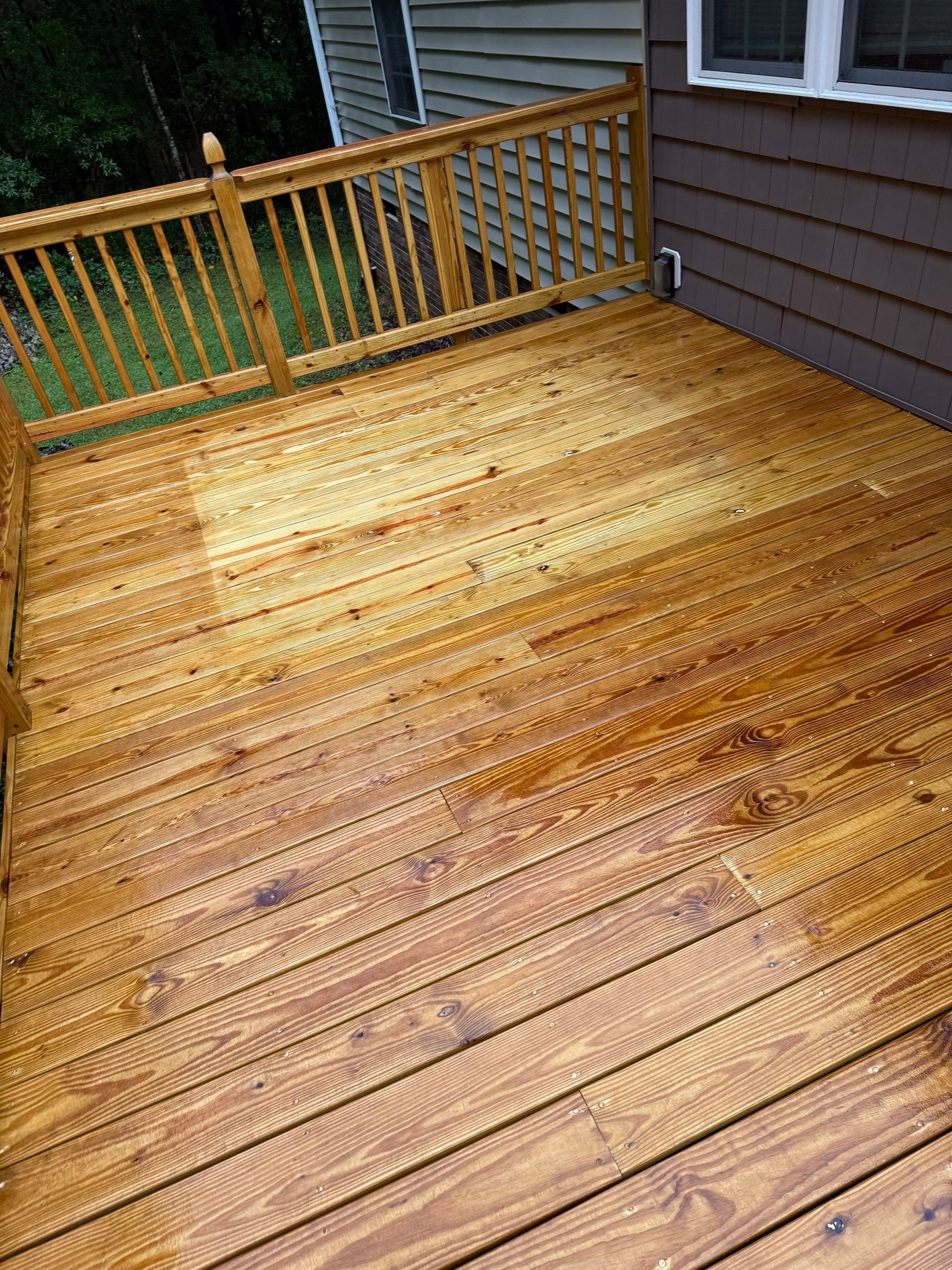 Wood Deck using Wood Sealant by DuraSeal