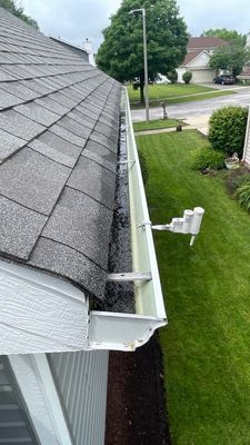 Turtle Shell gutter protection installation in Naperville, IL 60540, photograph 4
