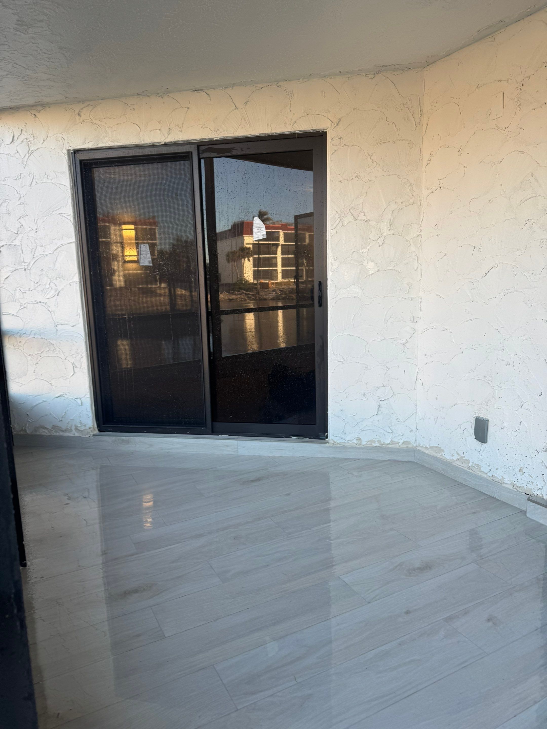 REMODELING D5 SANIBEL by TTS Remodeling corp & Genesis Restauration