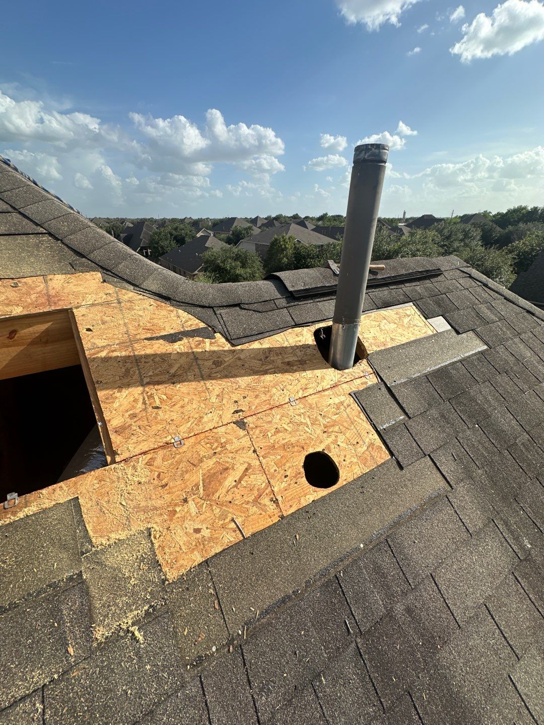 Residential Roofing Installation using Owen's Corning Duration (Lifetime) Shingles by Roof Repair Company