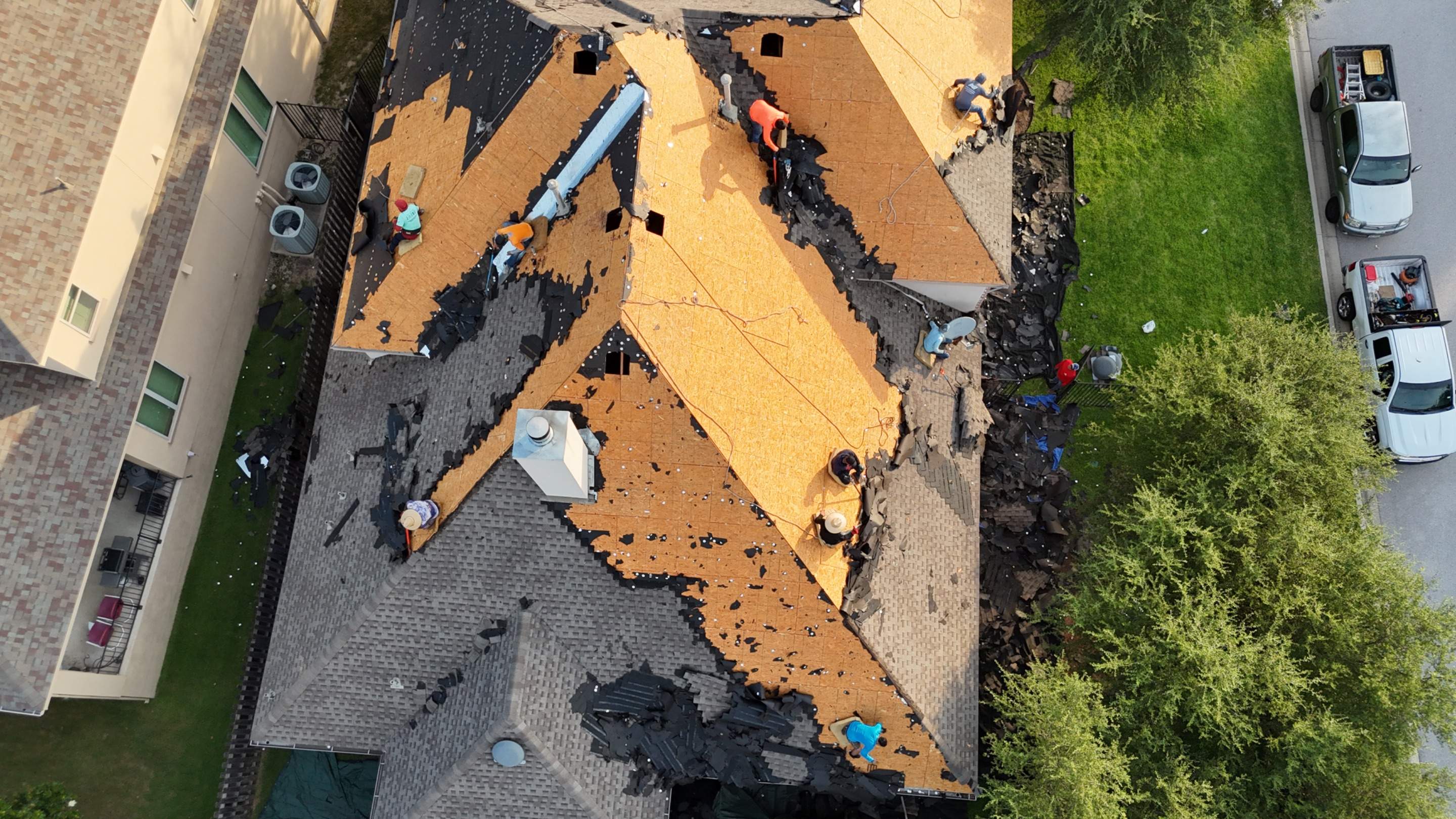 Austin Residential Roof Installation with GAF Shingles and Radiant Barrier by RoofsOnly.com