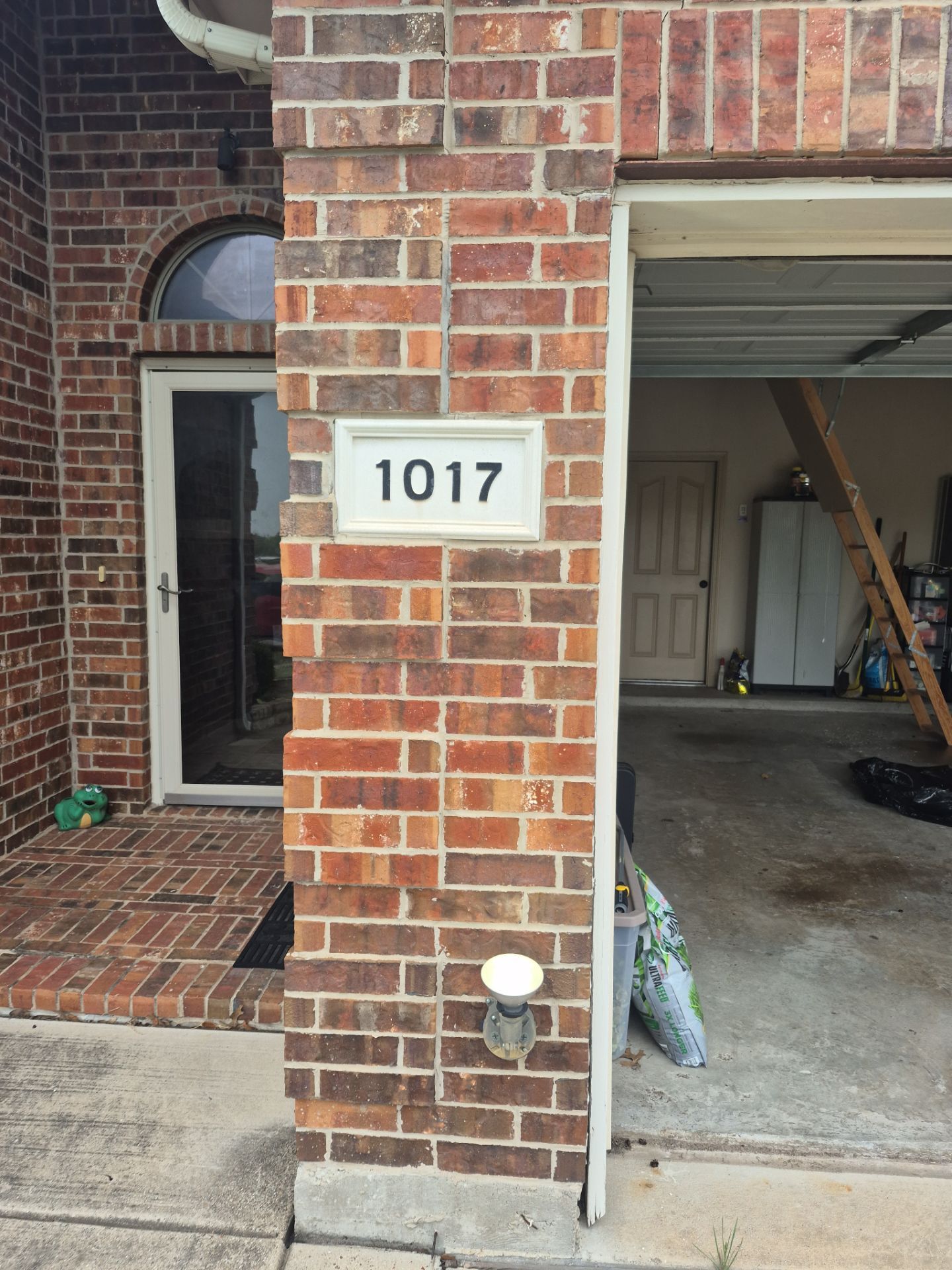 Joyce in Glenn Heights by Trojan Solar