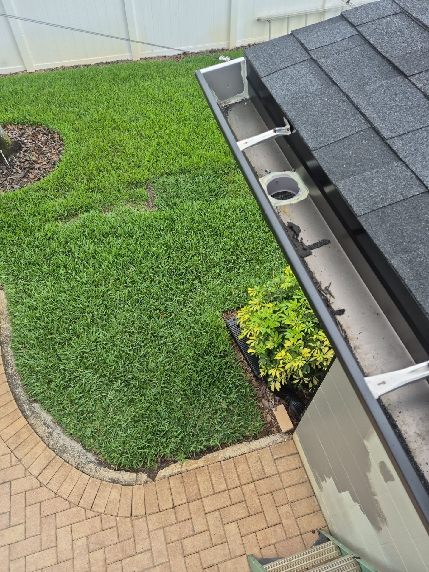 Project in St. Petersburg 33710 by Mitchell Roofing Company LLC 