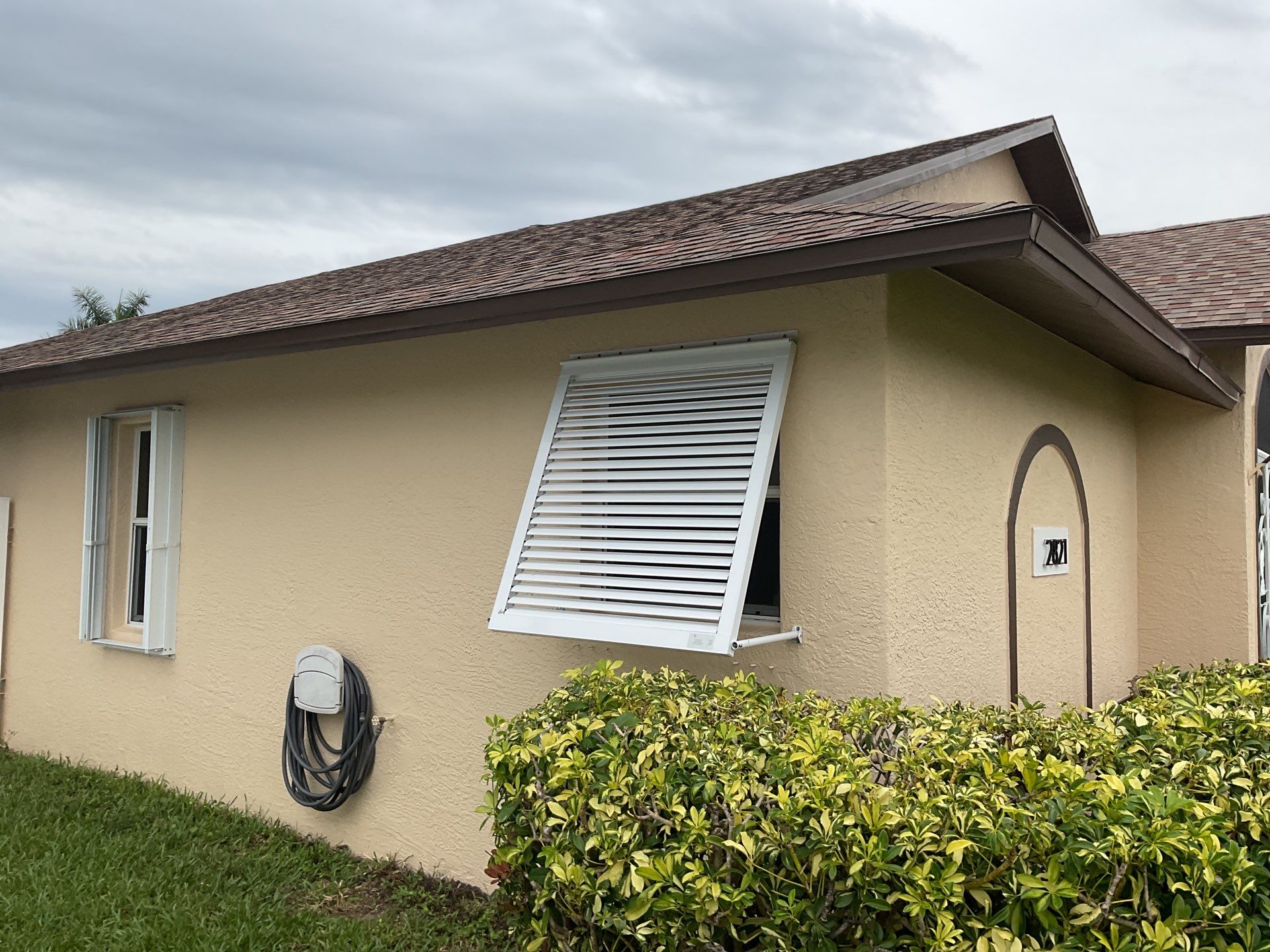Musket Brown Seamless Gutters using Royal Brown by Gutter Professors