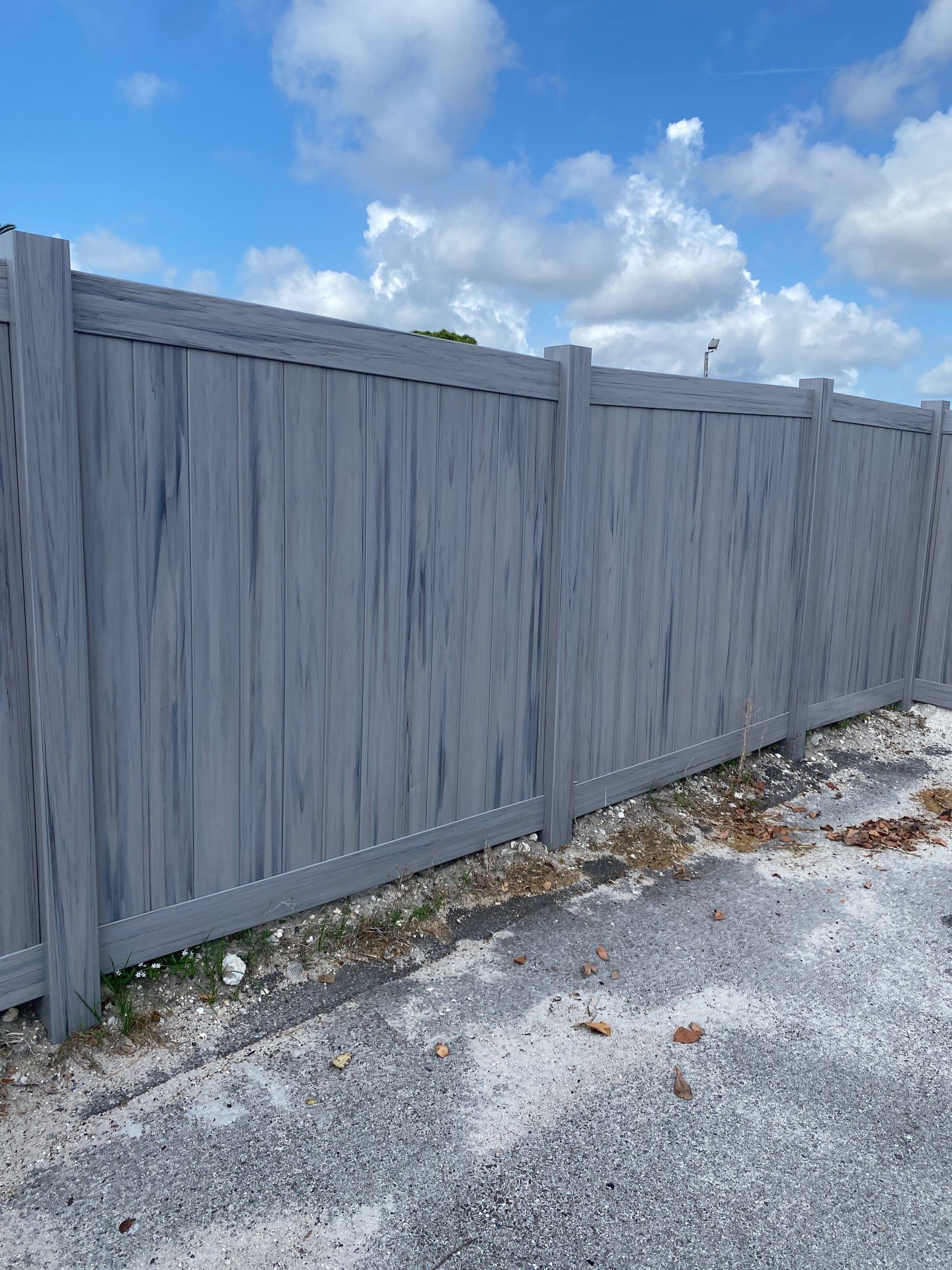 980 Cattlemen Rd  by H&Y Fence