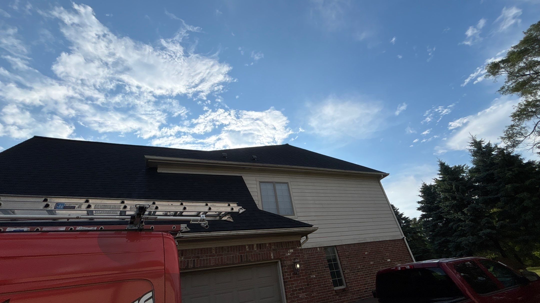 Roof Replacement using Owens Corning Onyx Black by 180 Contractors