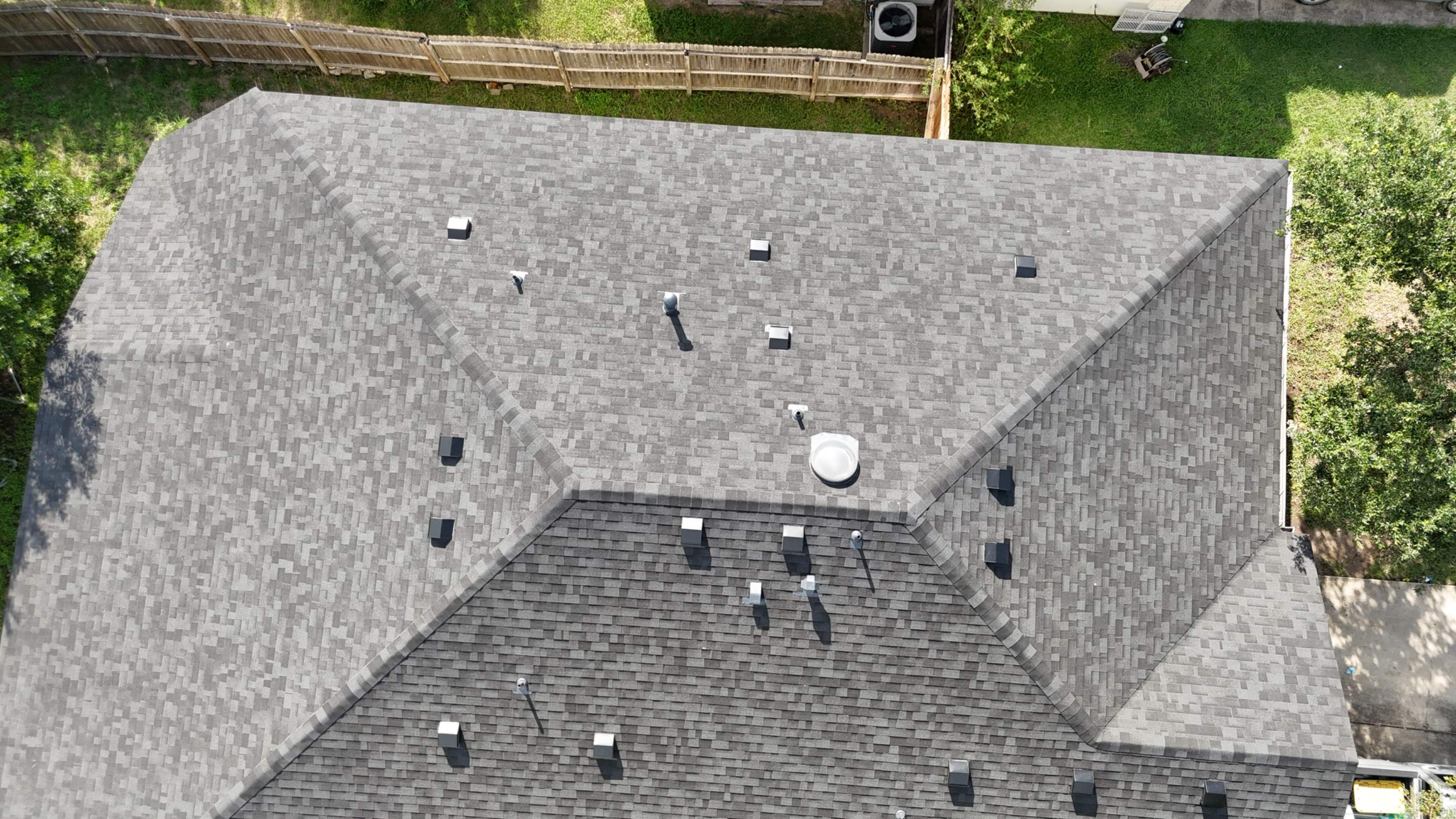 Brilliant Black - Malarkey Highlander by RoofsOnly.com