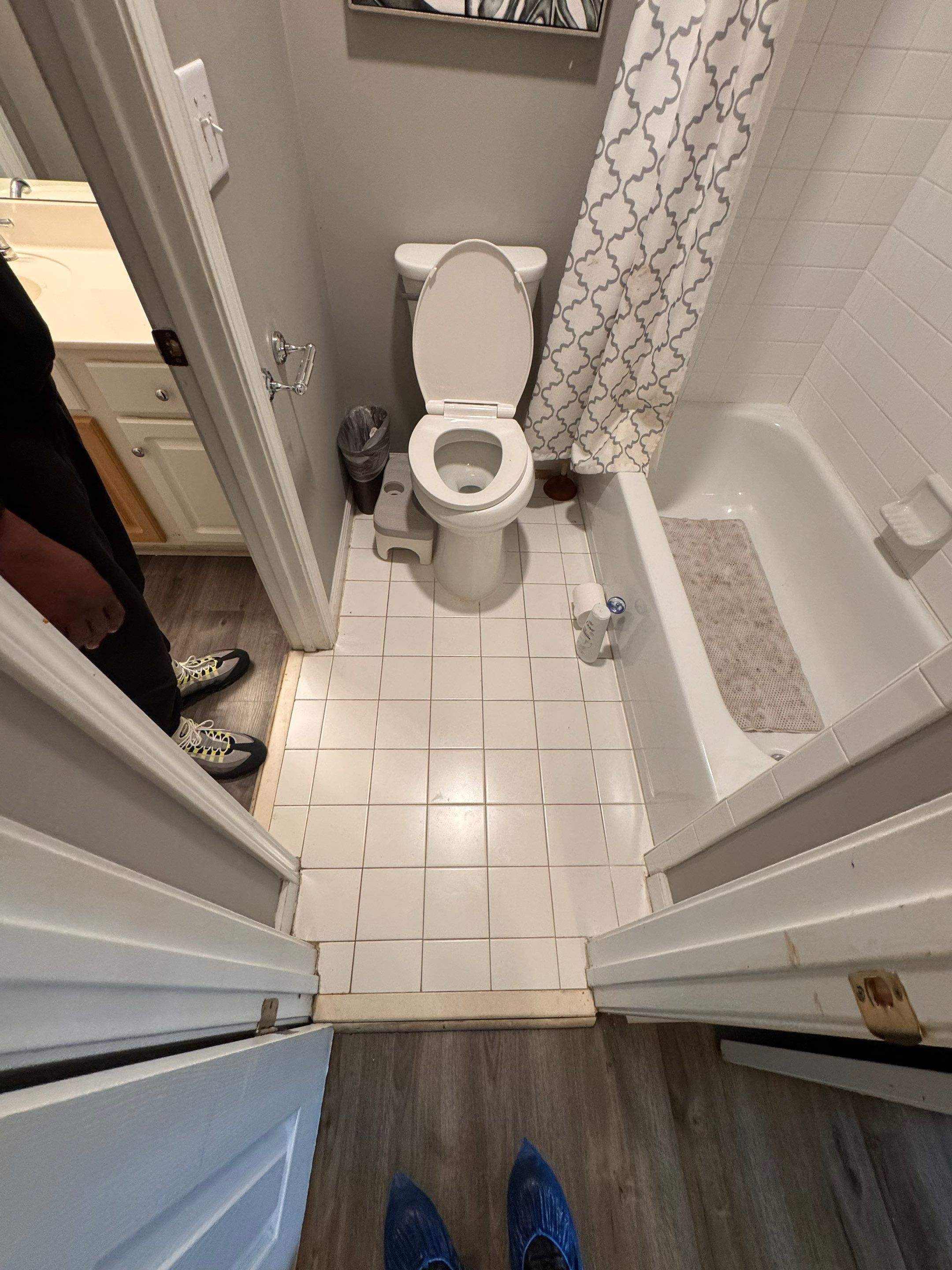 Jack and Jill bathroom renovation by Prudencio