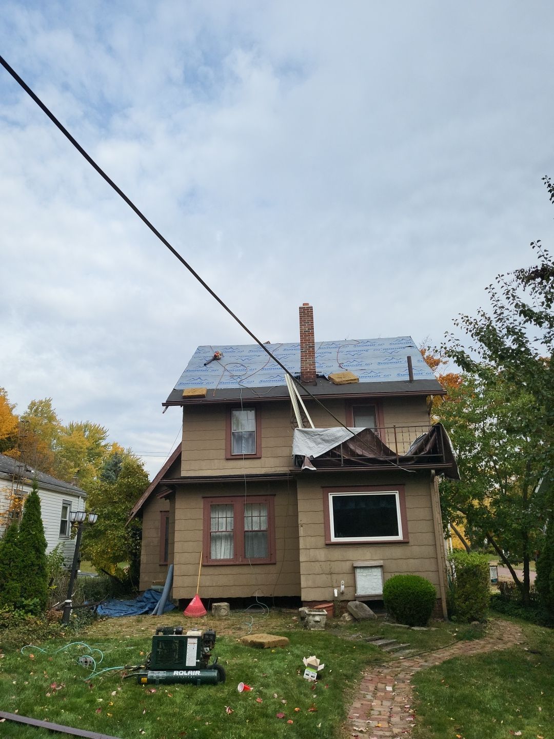 ATLAS PINNACLE COLOR: BURNT HICKORY DRIP EDGE: ROYAL BROWN by Eagle Eye Roofing