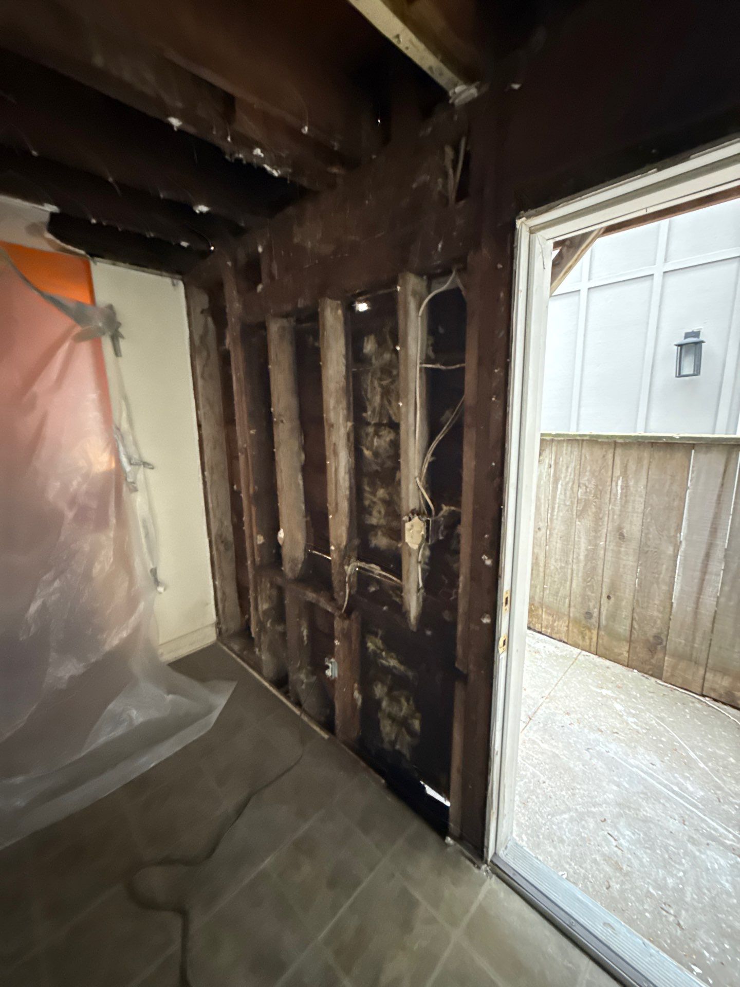 Dry root and termites damage by Hexagon Construction