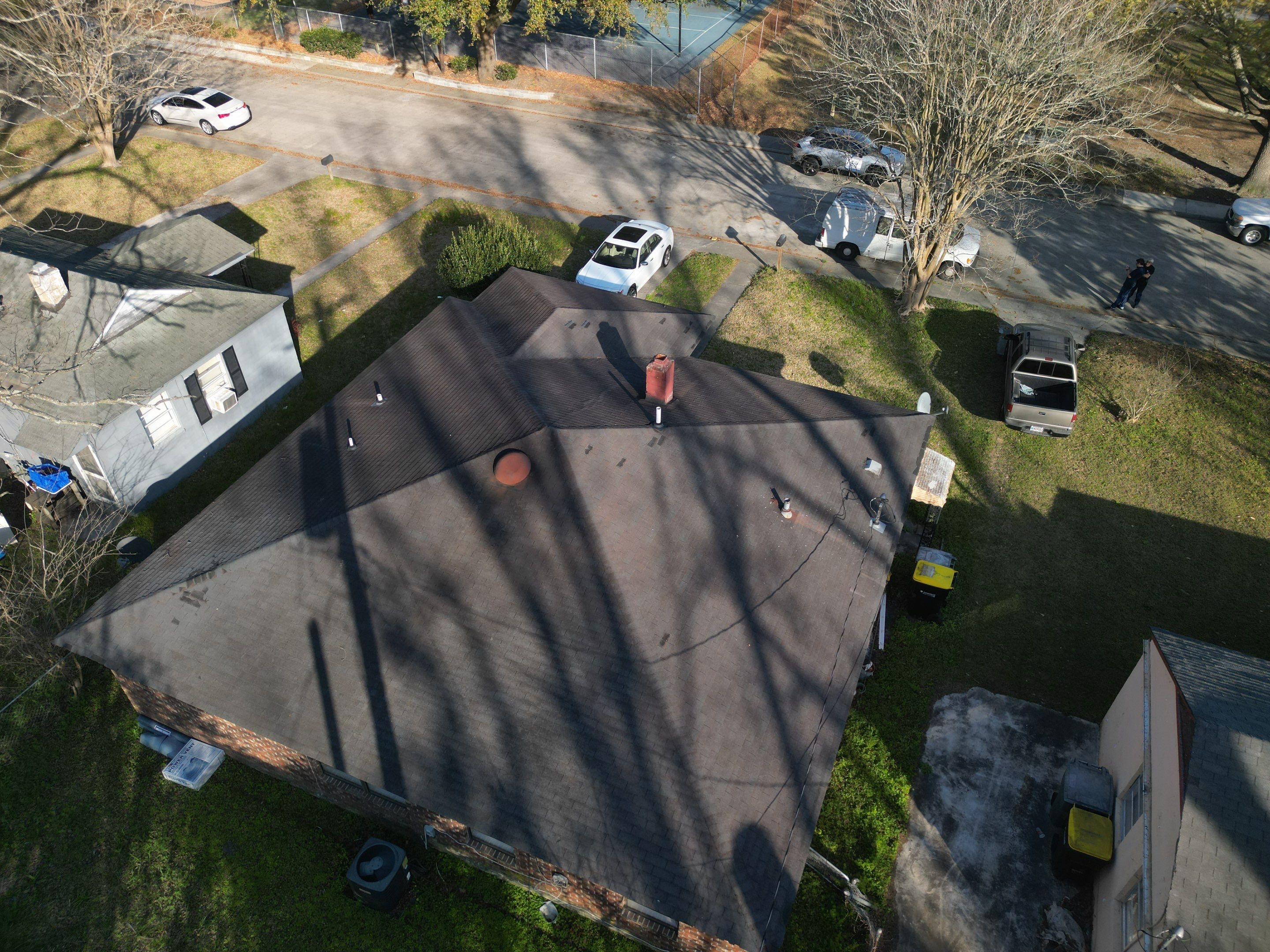 Atlas Pinnacle Pristine: Transforming Residential Roofscapes with Superior Installation by Talya Roofing