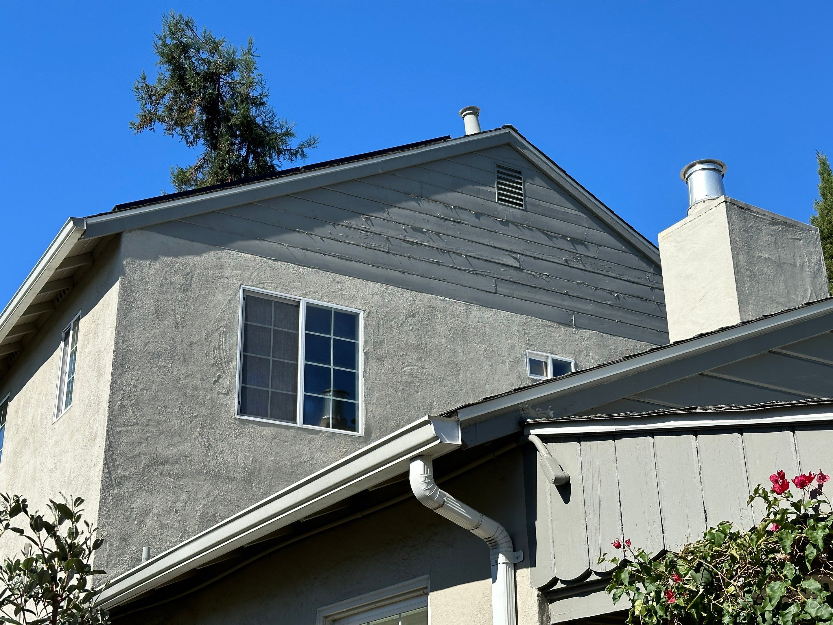 Exterior repaint-siding and stucco by Herrera’s Bay Area Painting inc.