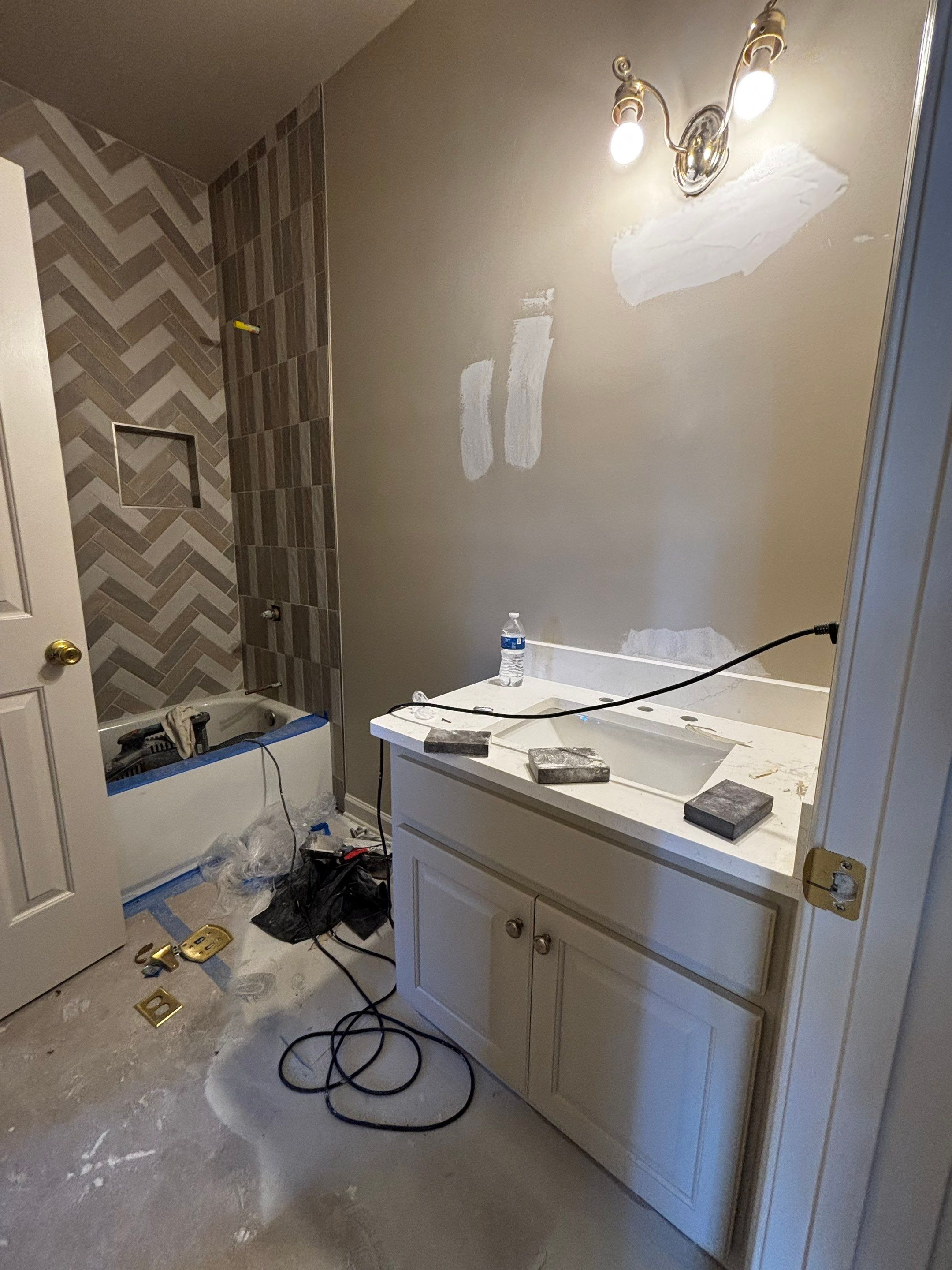 Hall bathroom renovation by Prudencio