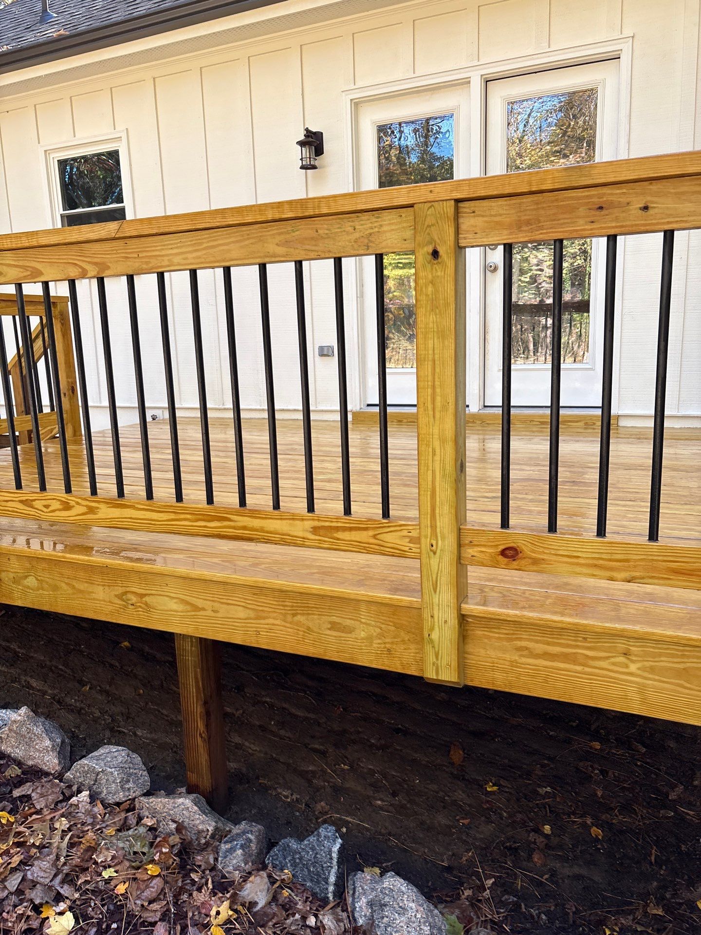 Wood Deck using Wood Sealant by DuraSeal