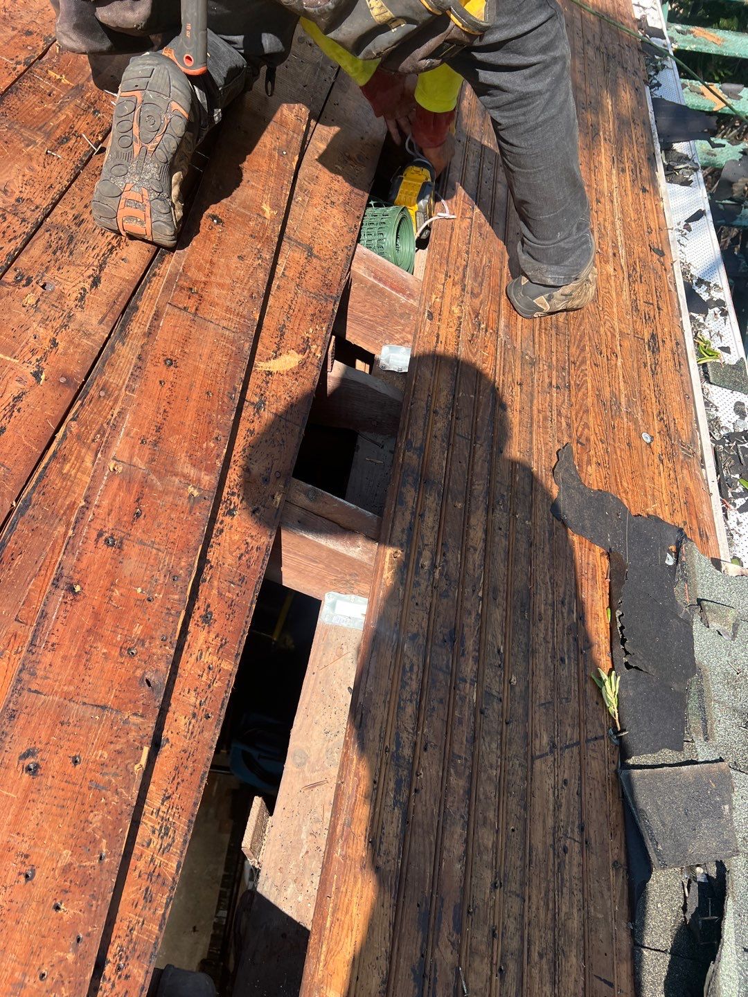 Project in St. Petersburg 33704 by Mitchell Roofing Company LLC 
