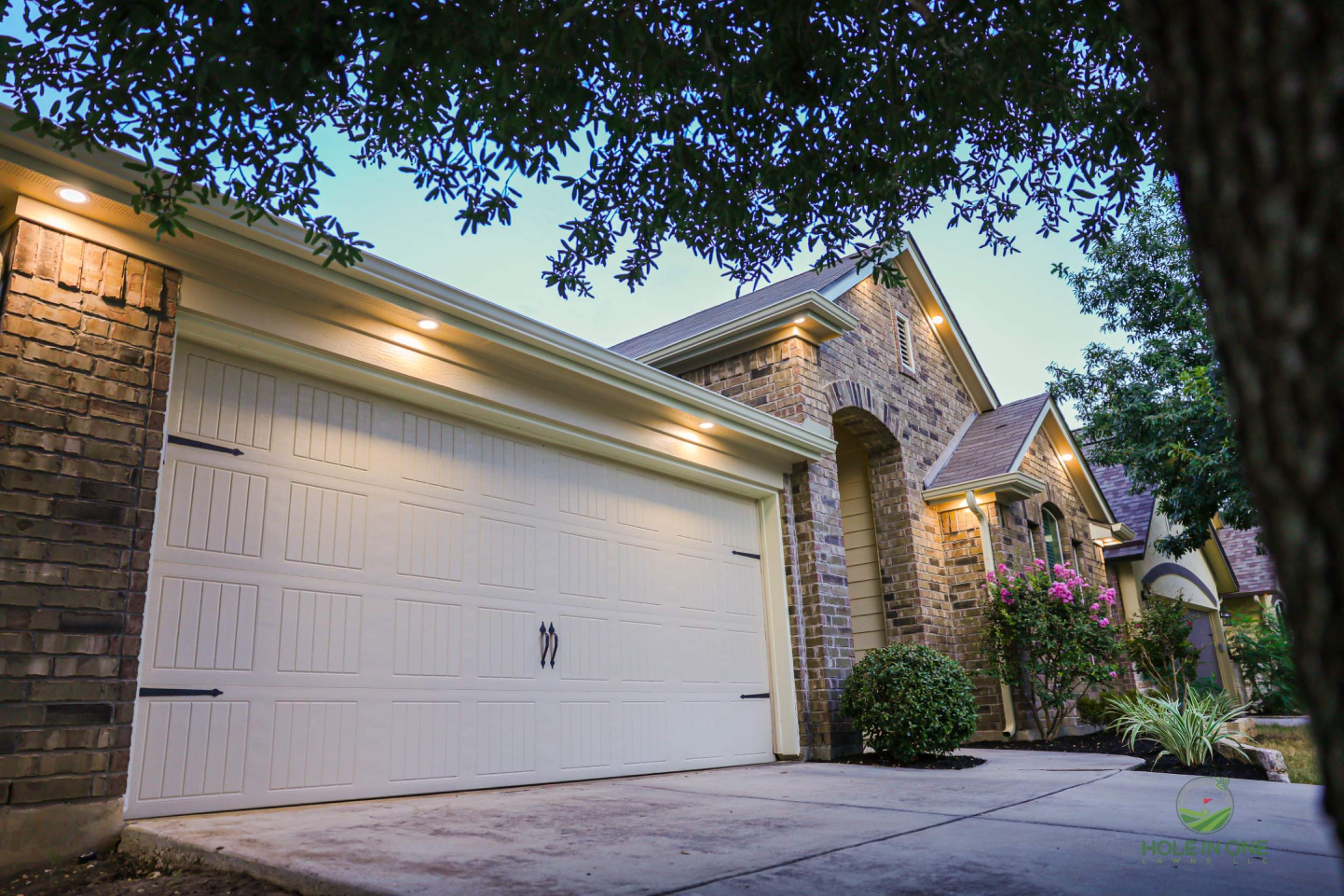 Wortham Oaks, San Antonio Tx. by Hole In One Lawns, LLC