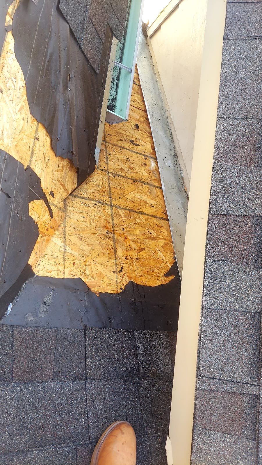 Residential Roofing Repair using Owen's Corning Duration (Lifetime) Shingles by Roof Repair Company