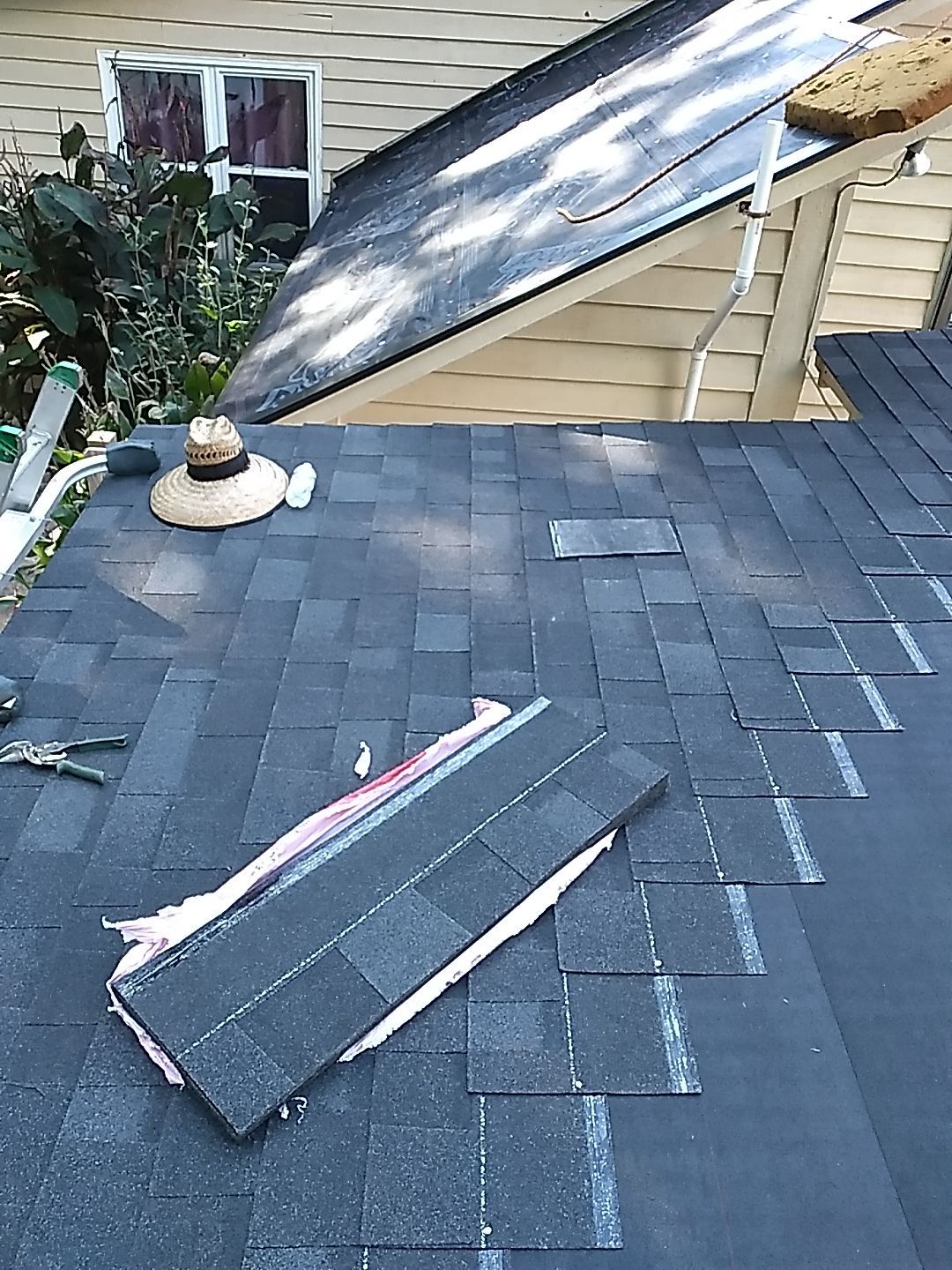 Residential Roofing Installation using Owens Corning® Oakridge Onyx Black by Indigo State Roofing
