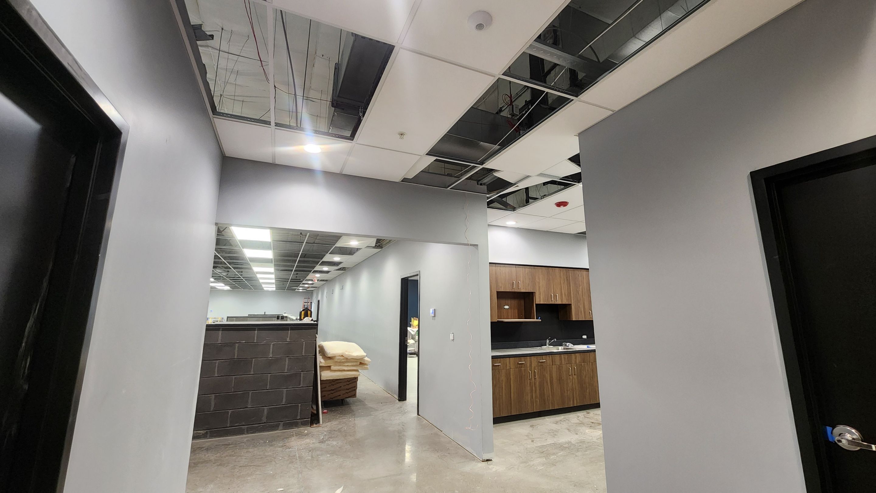 Commercial AV Integration and Network Infrastructure for Lebanon Facility by Techkinect