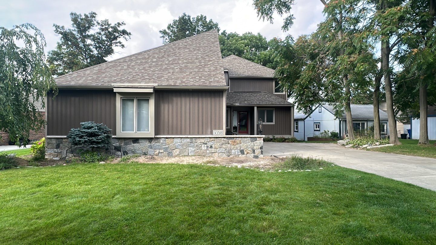Siding Replacement using Certainteed Monogram D5 by 180 Contractors
