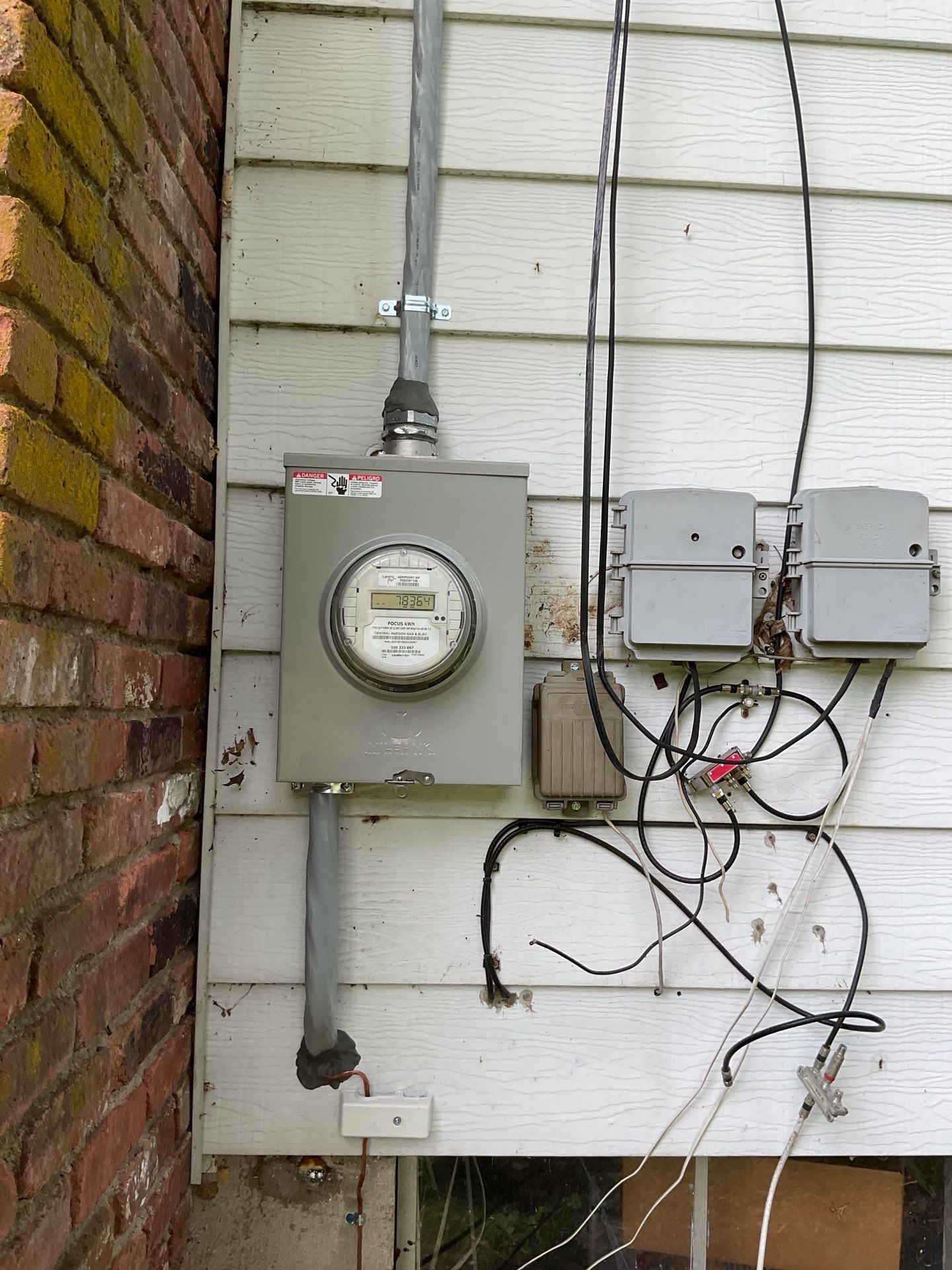 ZAM Upgrades Main Electrical Service to 200A by ZAM Electric