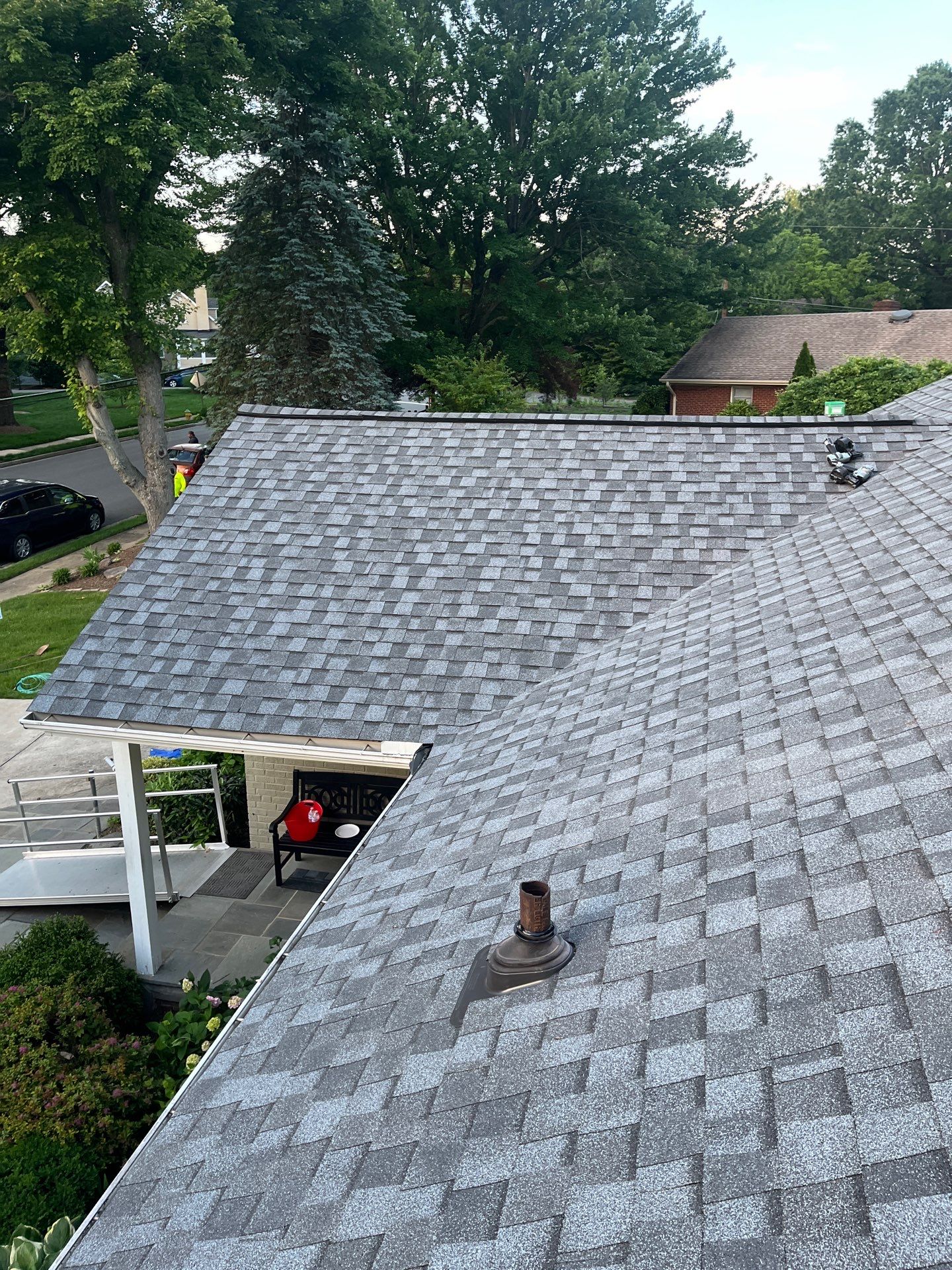 Arlington: CertainTeed Landmark Pro Designer Shingles in Max Def Pewter by RM Banning, Inc.
