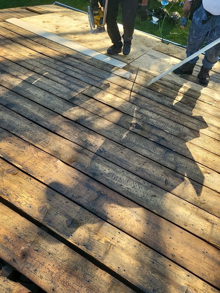 ATLAS PINNACLE COLOR: WEATHERED WOOD DRIP EDGE: MUSKET BROWN by Eagle Eye Roofing