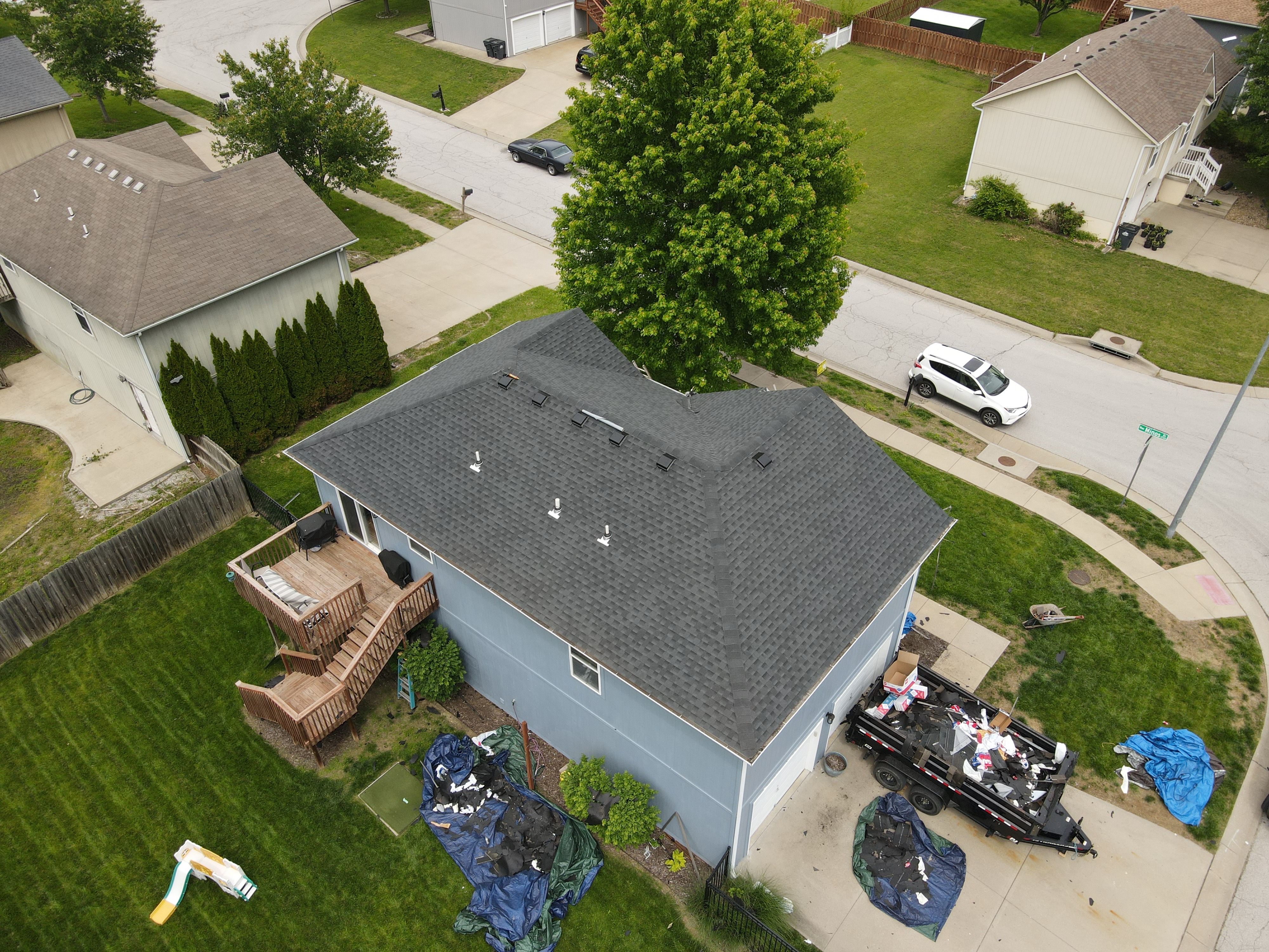 Grain Valley Residential Roof Replacement Featuring GAF Timberline HDZ Shingles by Summit Roofing
