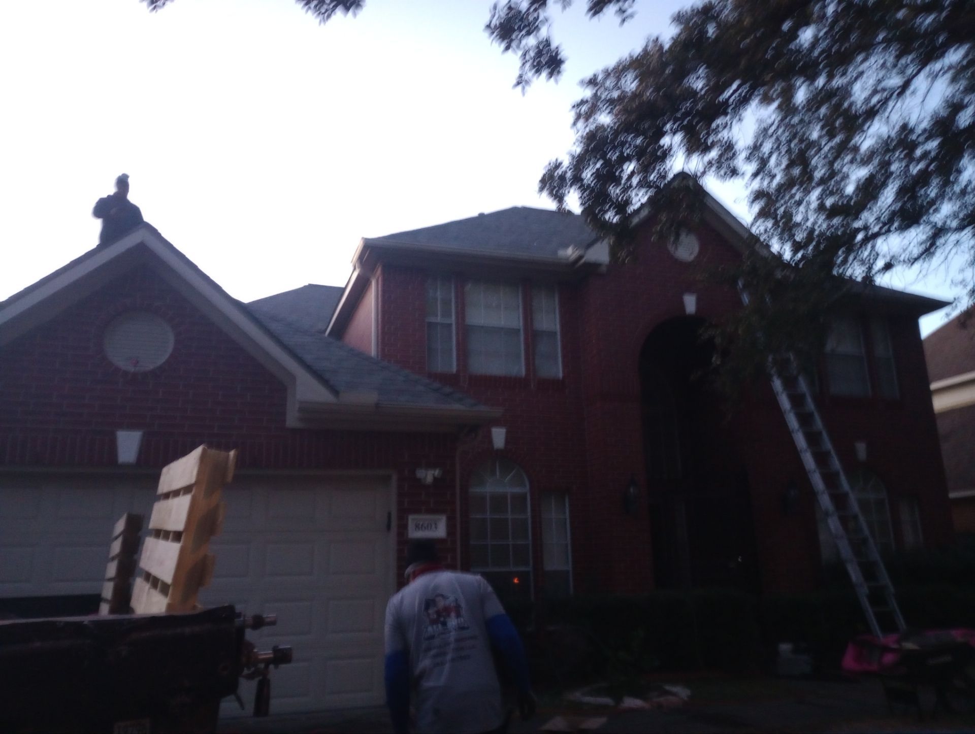 Residential Roofing Installation using Owen's Corning Duration (Lifetime) Shingles by Roof Repair Company